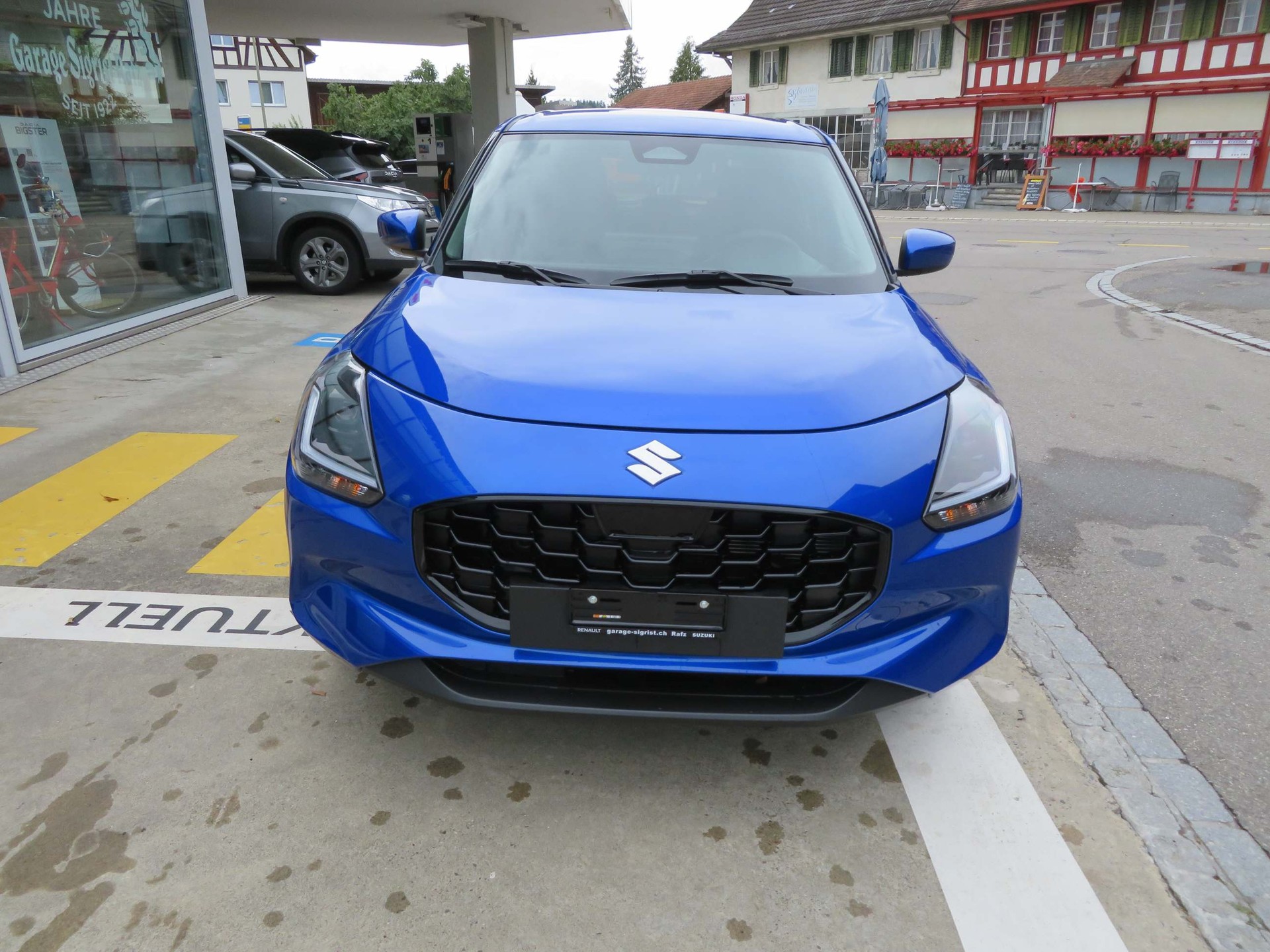 SUZUKI Swift 1.2 Piz Sulai Hybrid 4x4-showroom-element-2