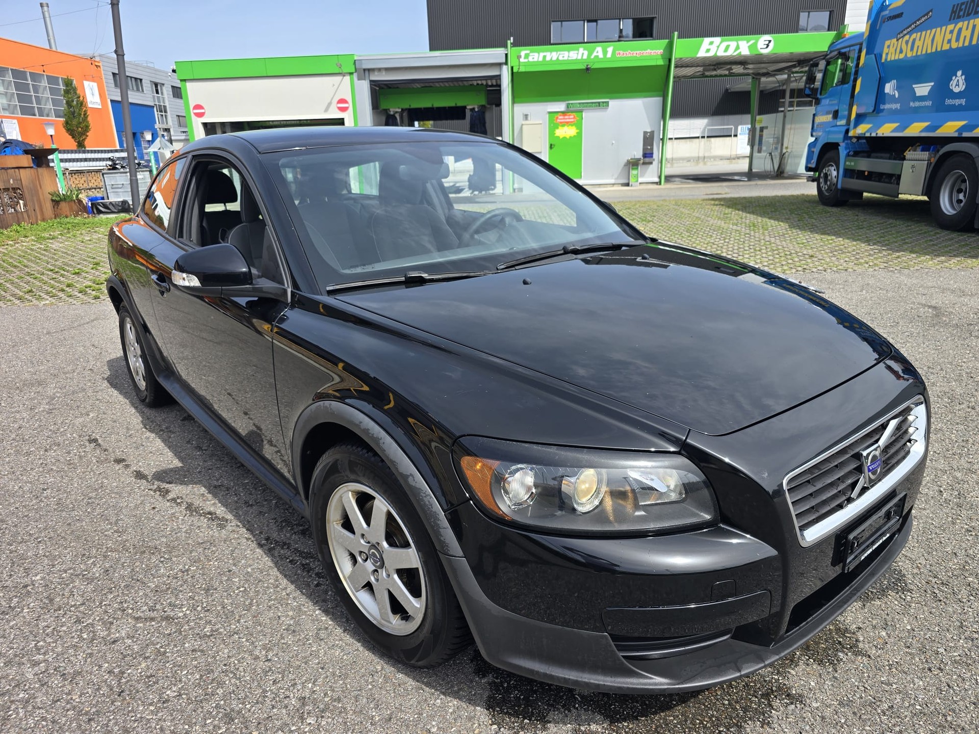 VOLVO C30 1.6 Momentum
