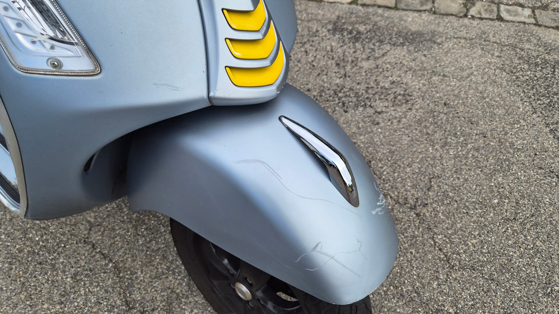 PIAGGIO Vespa GTS 300 Super Sport ABS-image-8