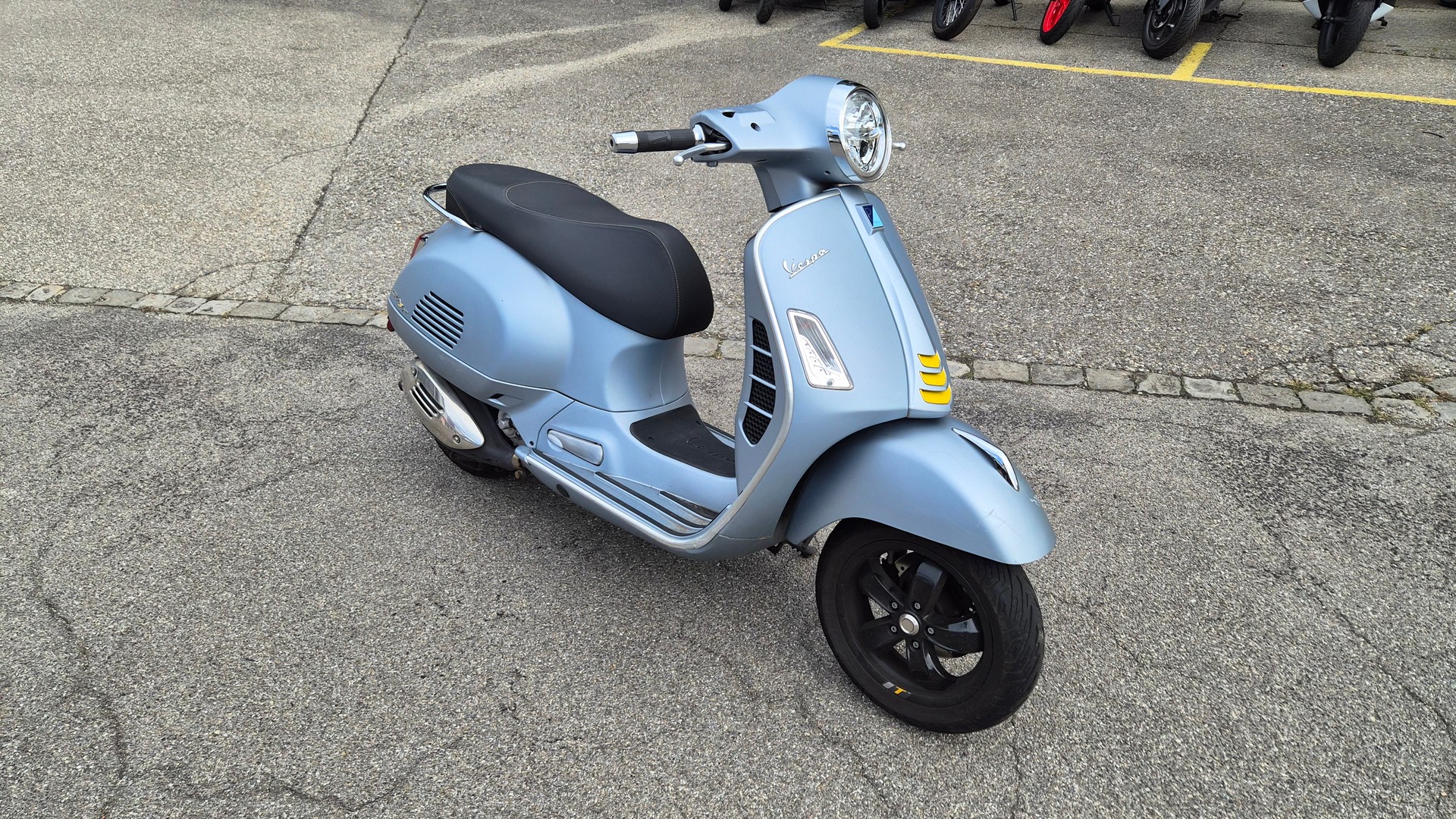PIAGGIO Vespa GTS 300 Super Sport ABS-image-0
