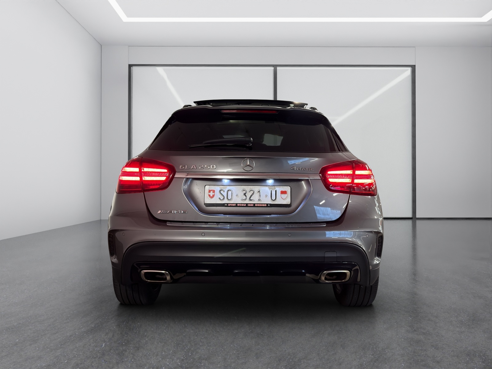 MERCEDES-BENZ GLA 250 AMG Line Swiss Star 4Matic 7G-DCT-image-18