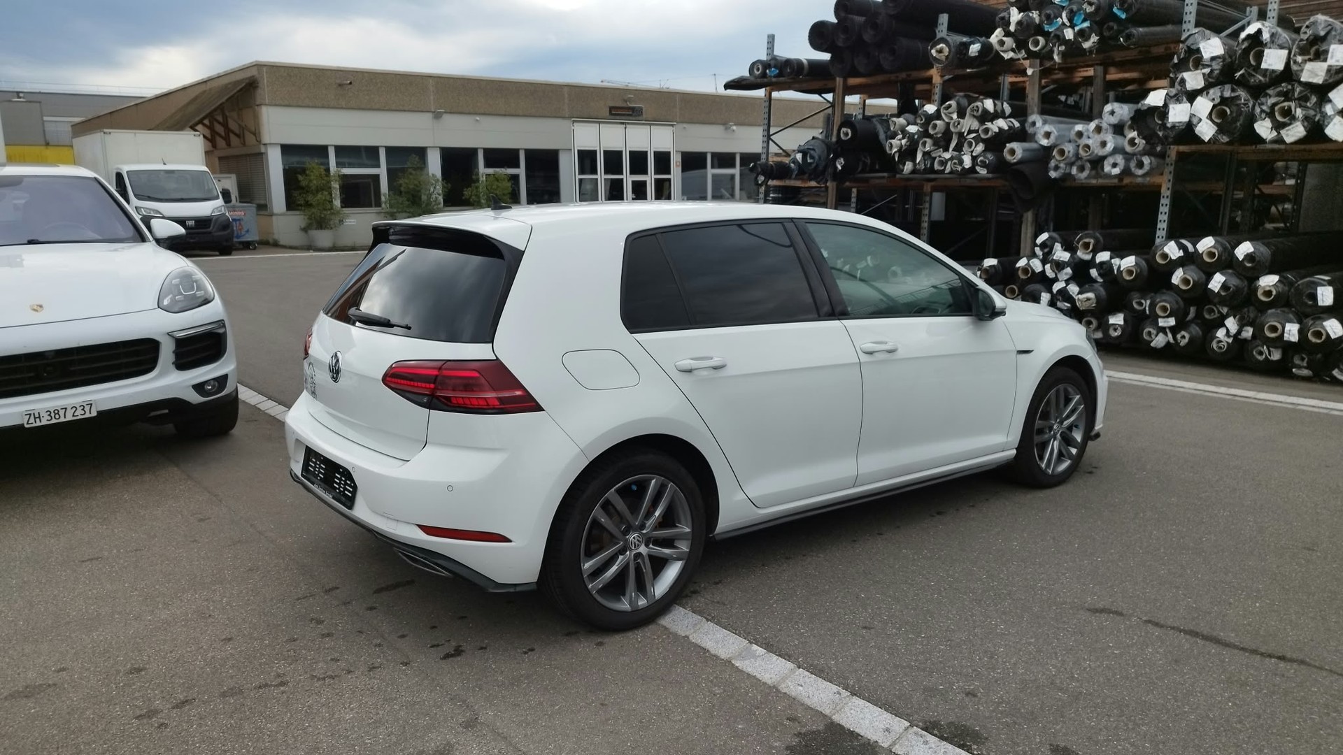 VW Golf 1.5 TSI Highline DSG-image-3