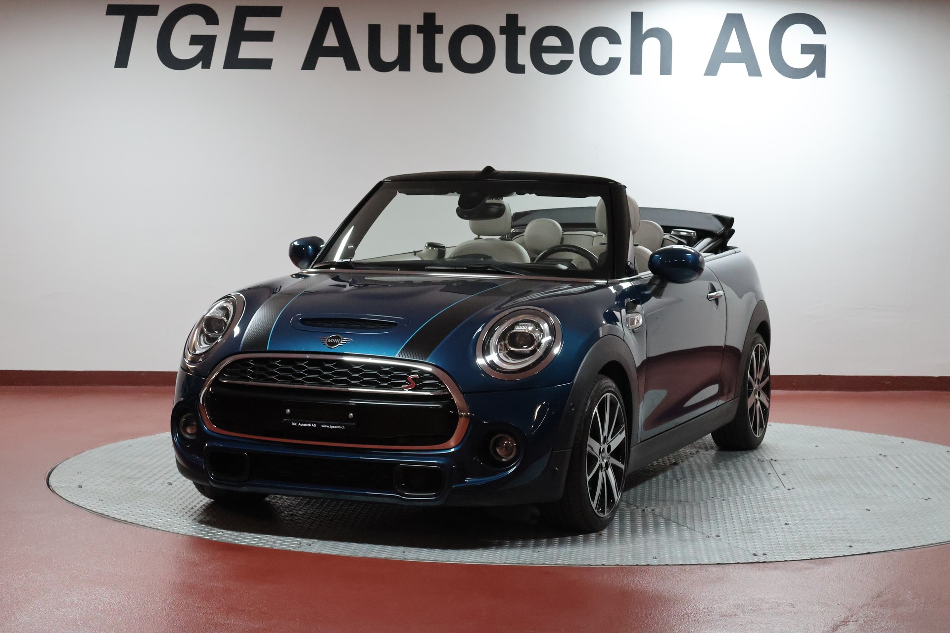 MINI Cooper S Cabriolet DKG Sidewalk Edition