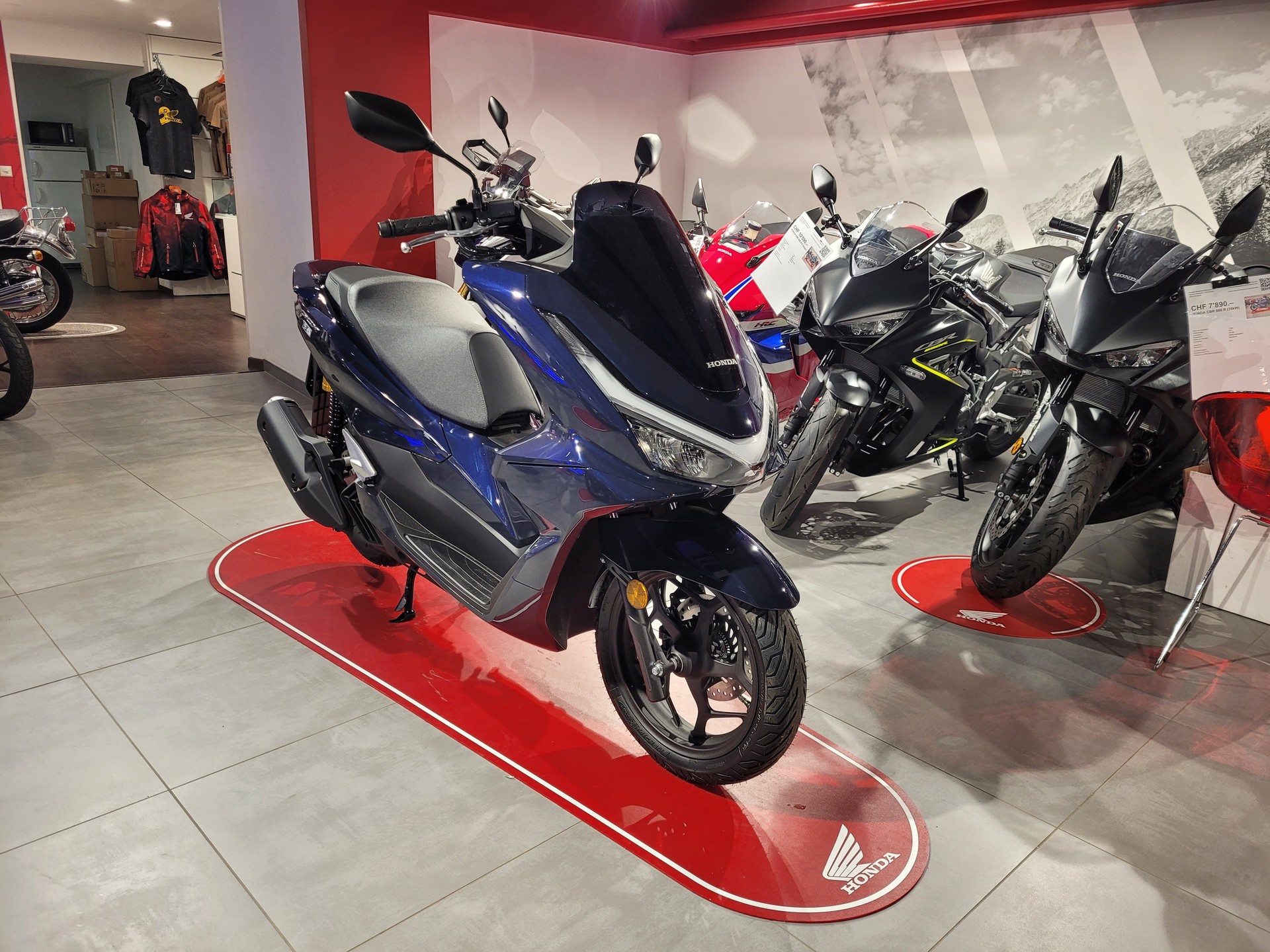 HONDA PCX 125 DX TFT. connectivity-image-0