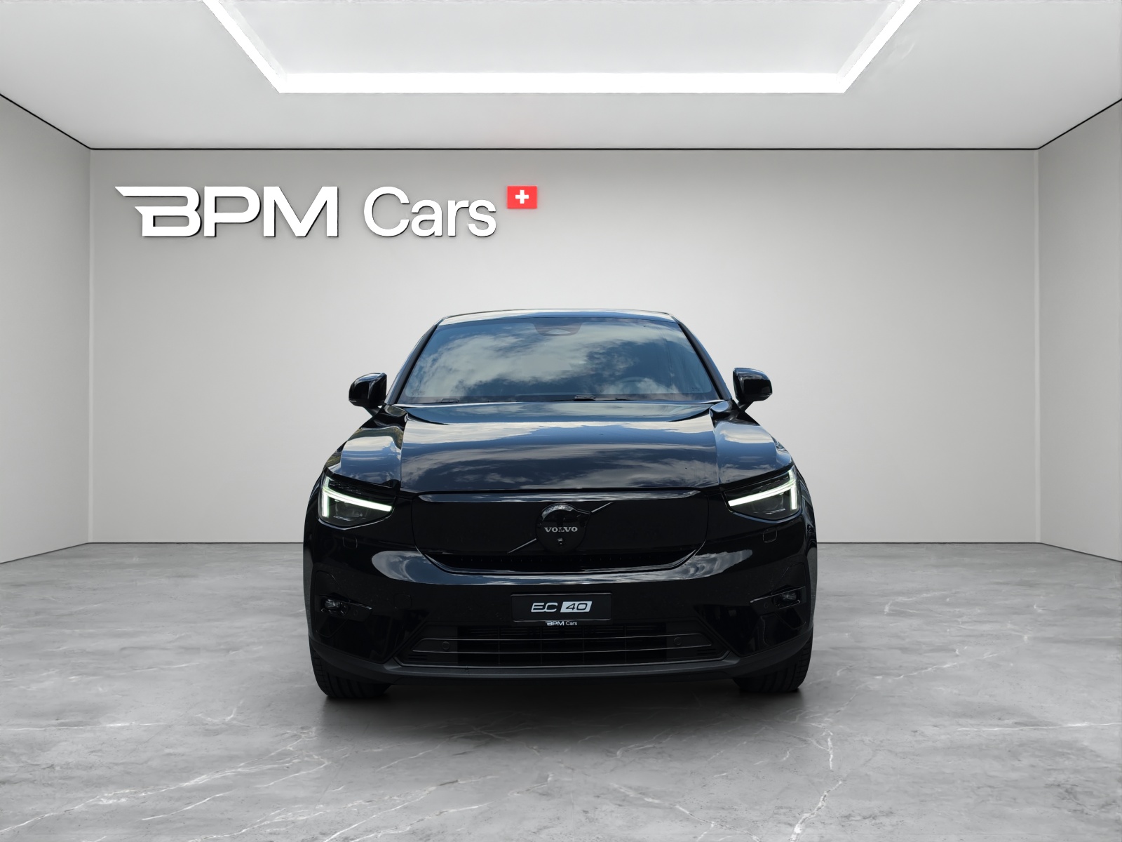VOLVO EC40 Twin Performance Black Edition AWD-showroom-element-2