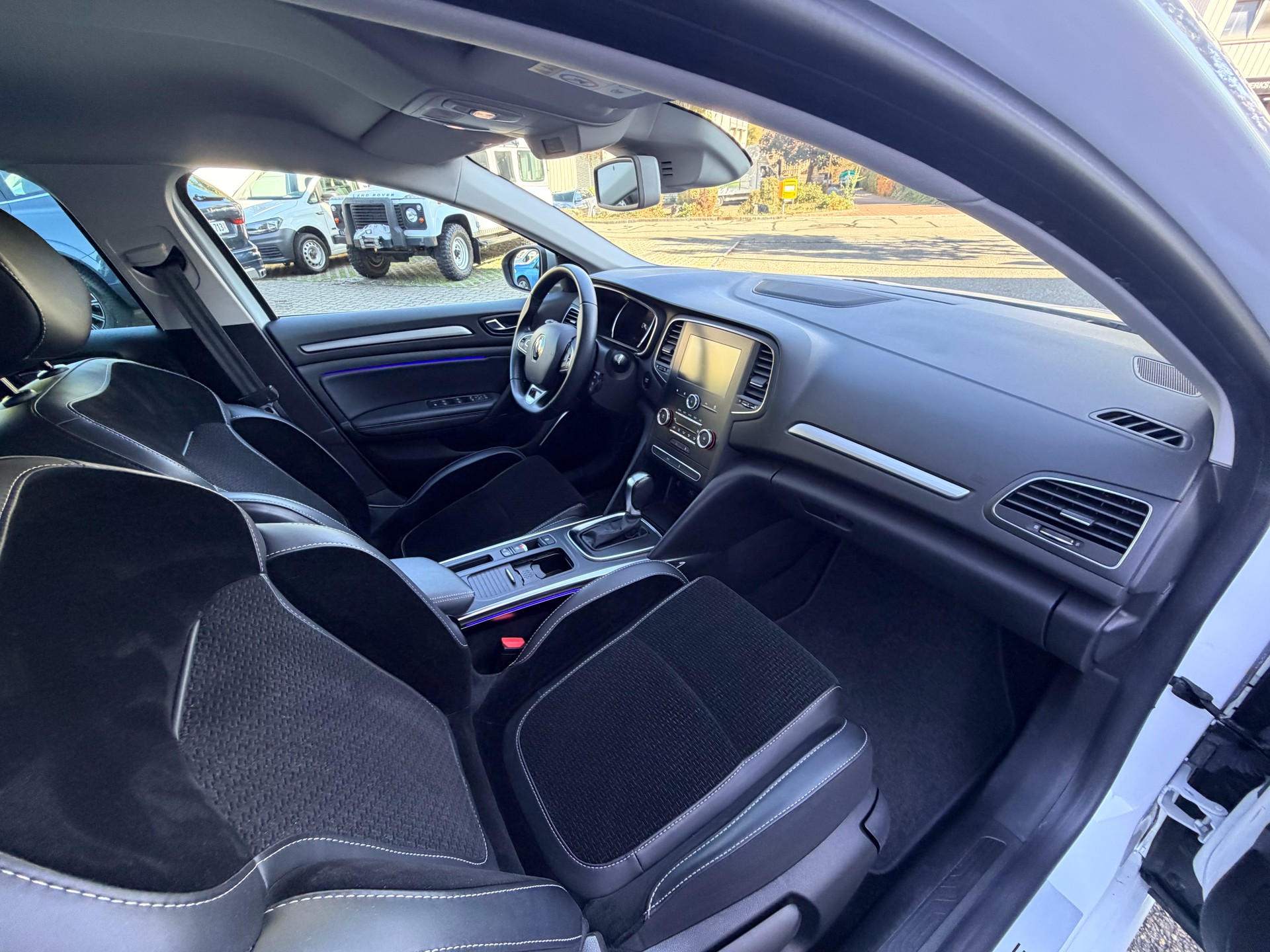RENAULT Mégane Grandtour 1.3 16V Turbo GT Line EDC-image-9