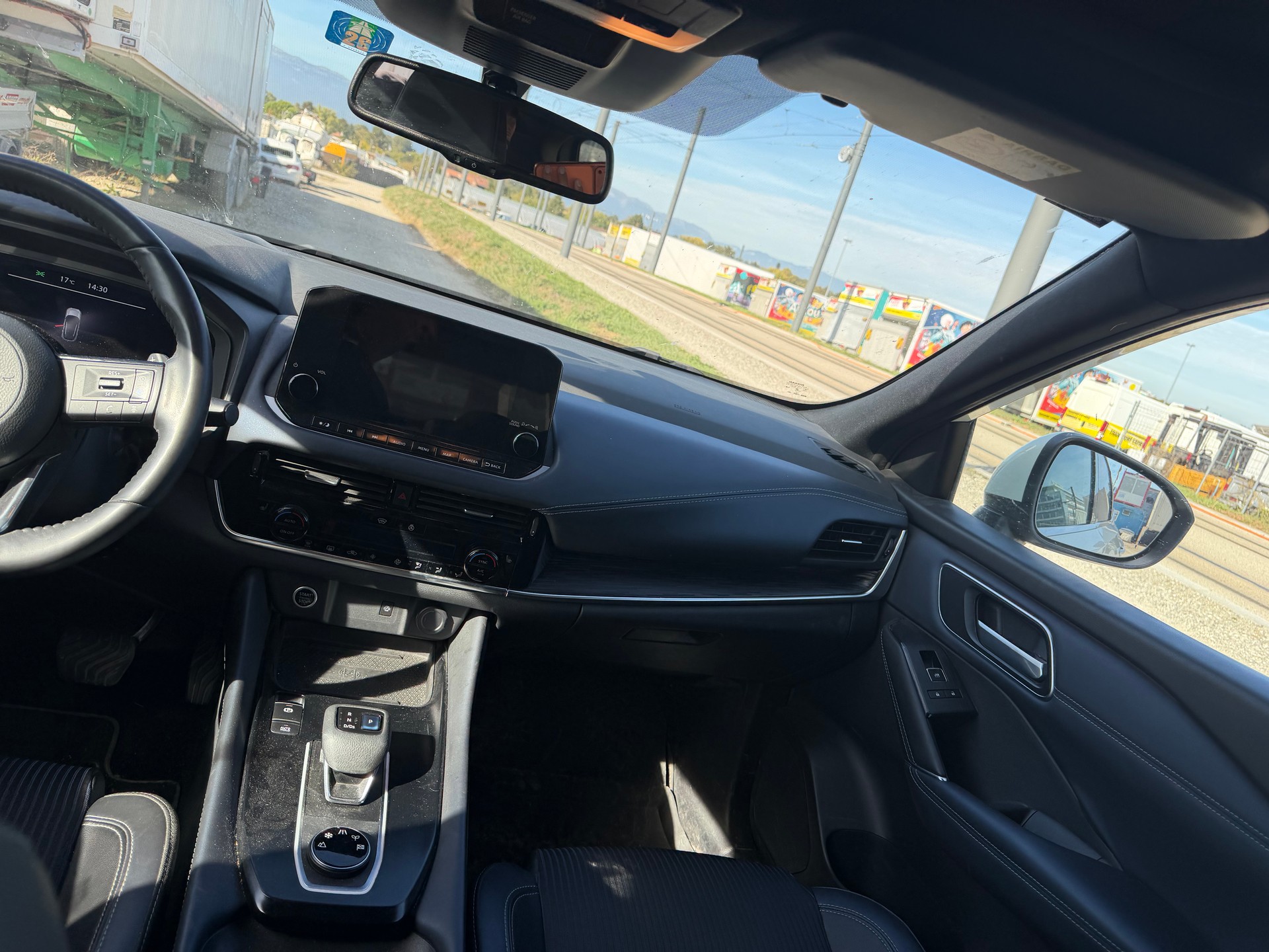 NISSAN Qashqai 1.3 DIG-T MHEV N-Connecta Xtronic 4x4-image-2