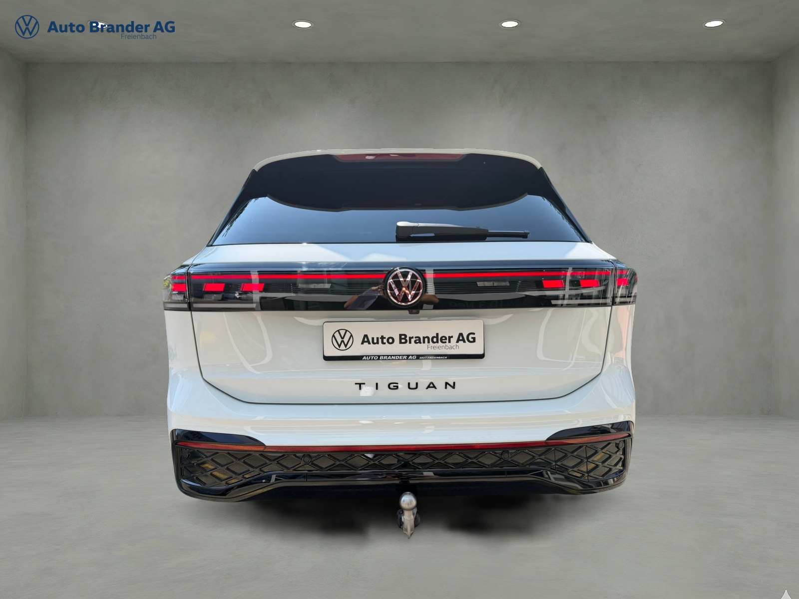 VW Tiguan 2.0 TSI DSG R-Line Plus 4Motion-image-4