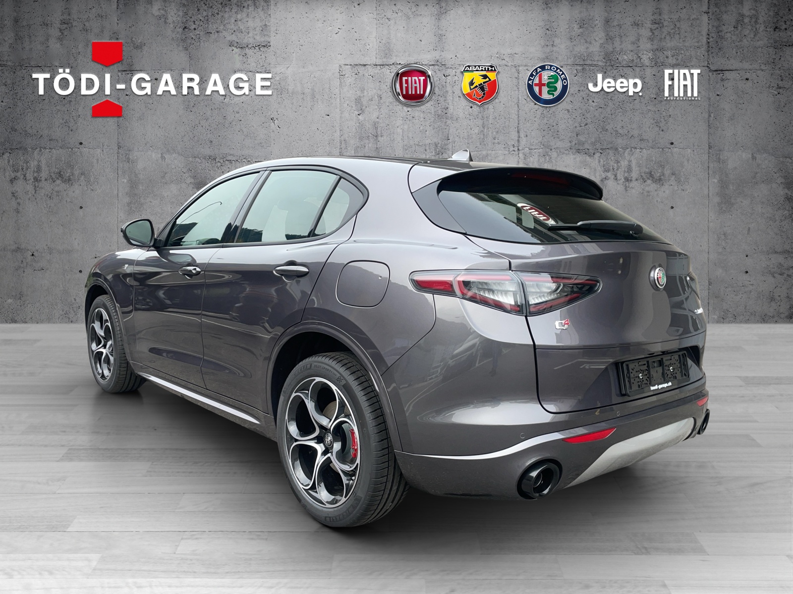 ALFA ROMEO Stelvio 2.0 Q4 280 Ti Edition-showroom-element-3
