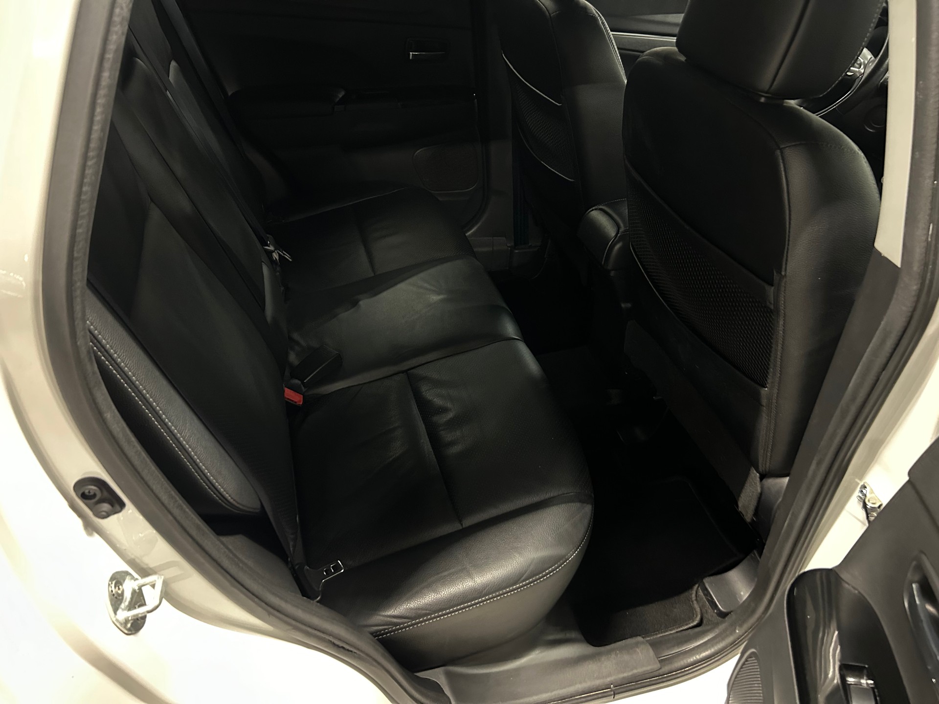 CITROEN C4 Aircross 1.6i Exclusive 2WD-image-14