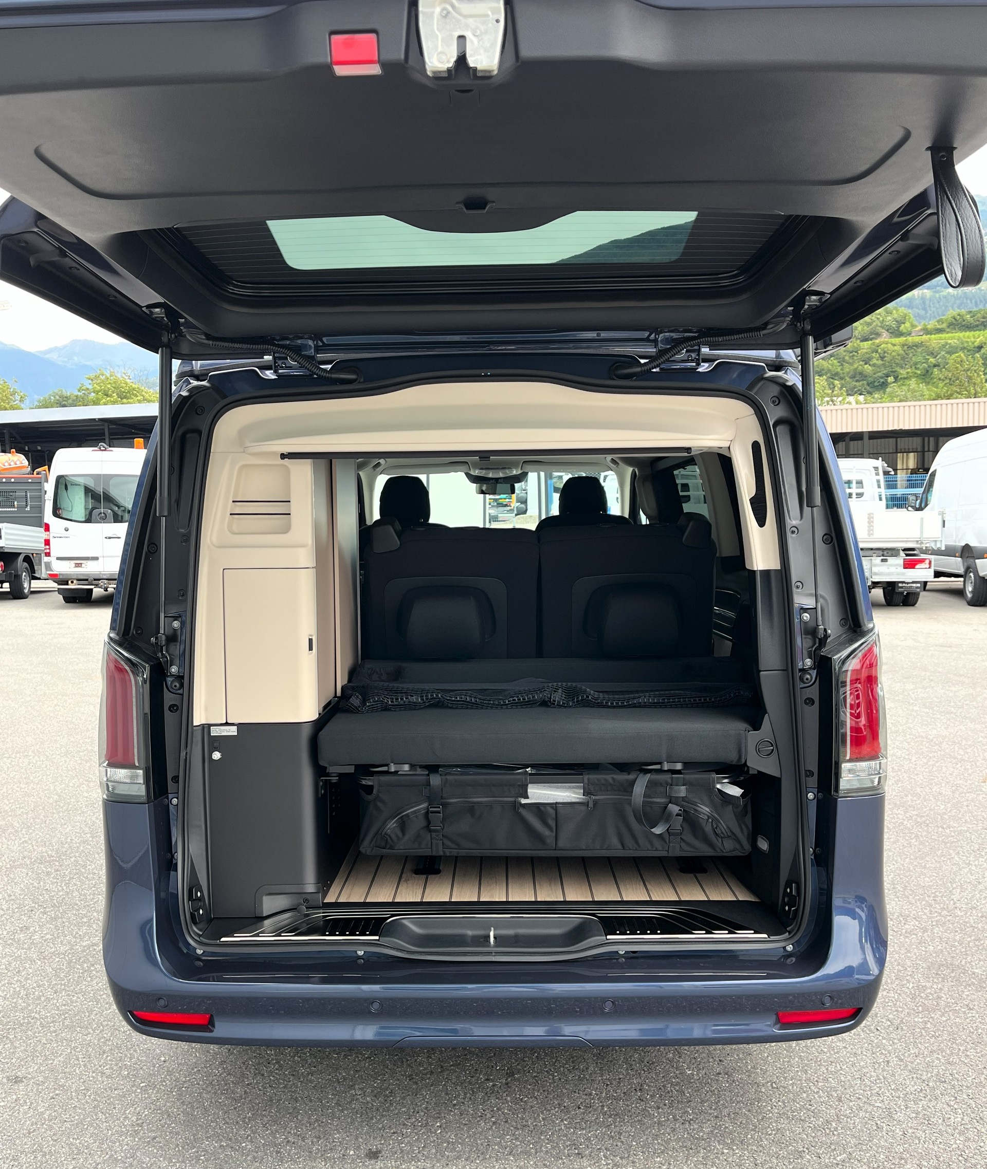 MERCEDES-BENZ Marco Polo 250 d 4M Automat-image-20