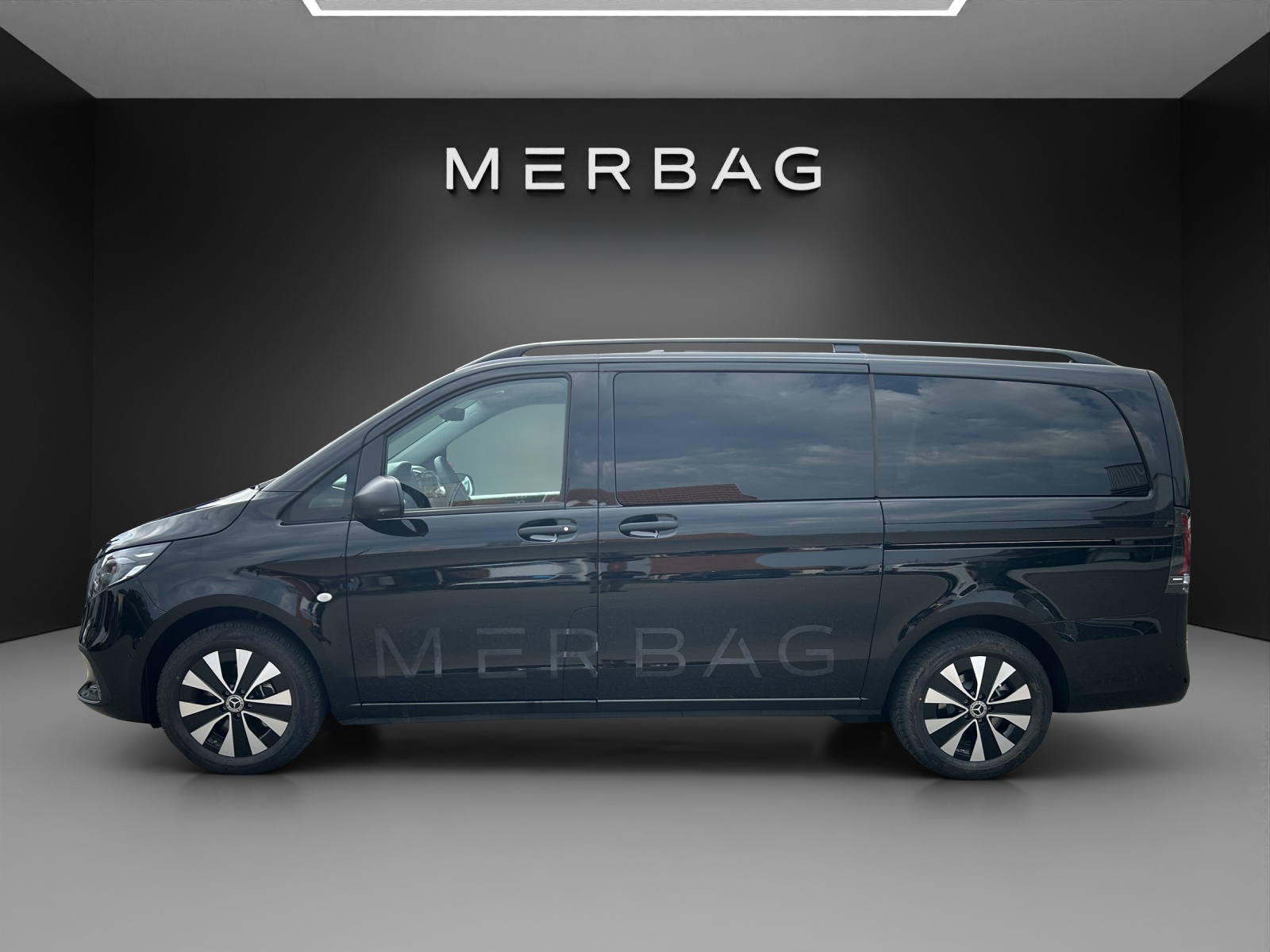 MERCEDES-BENZ Vito 119 CDI Lang Tourer 9G-Tronic 4M Select-image-2