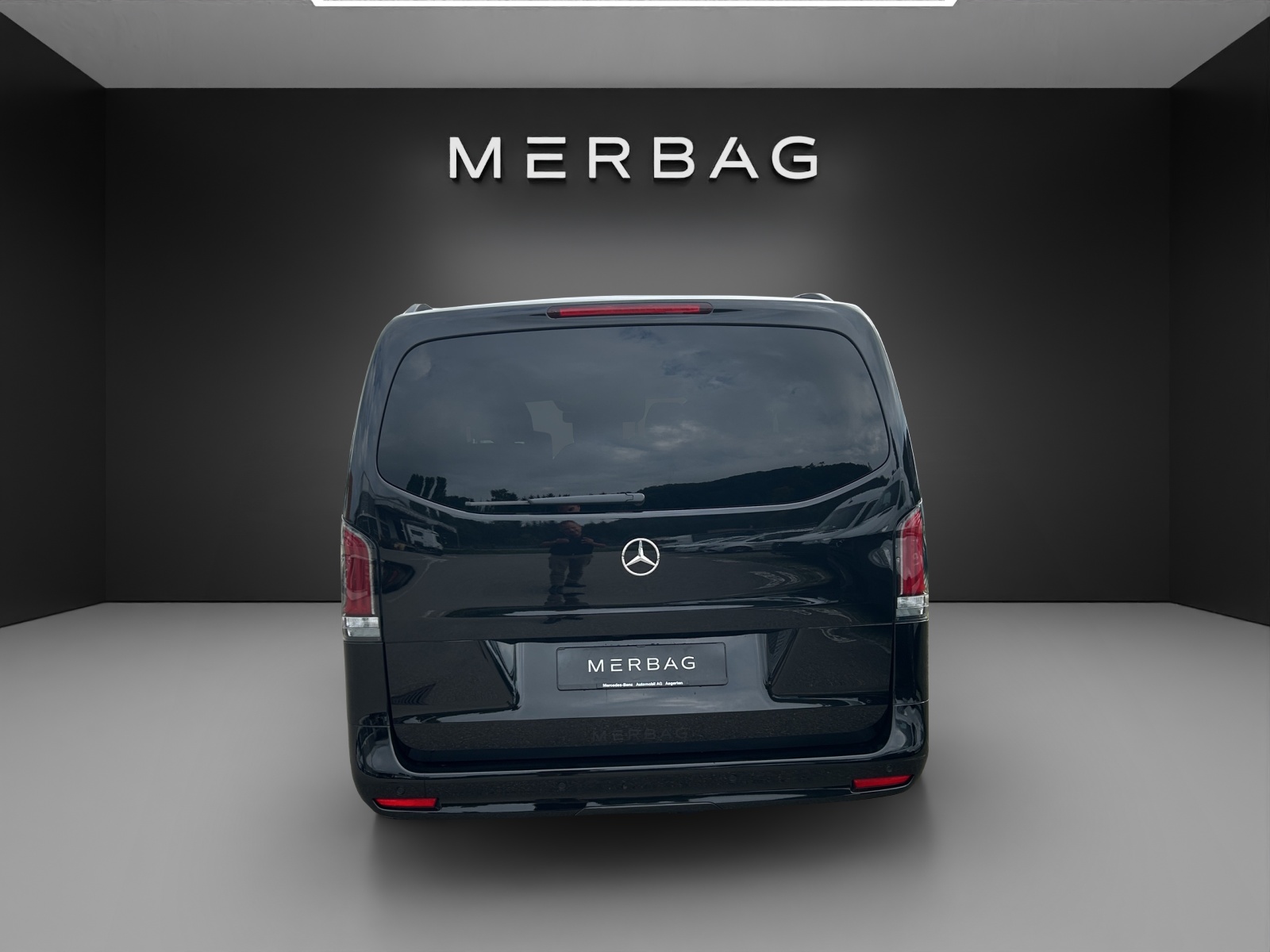 MERCEDES-BENZ Vito 119 CDI Lang Tourer 9G-Tronic 4M Select-image-3