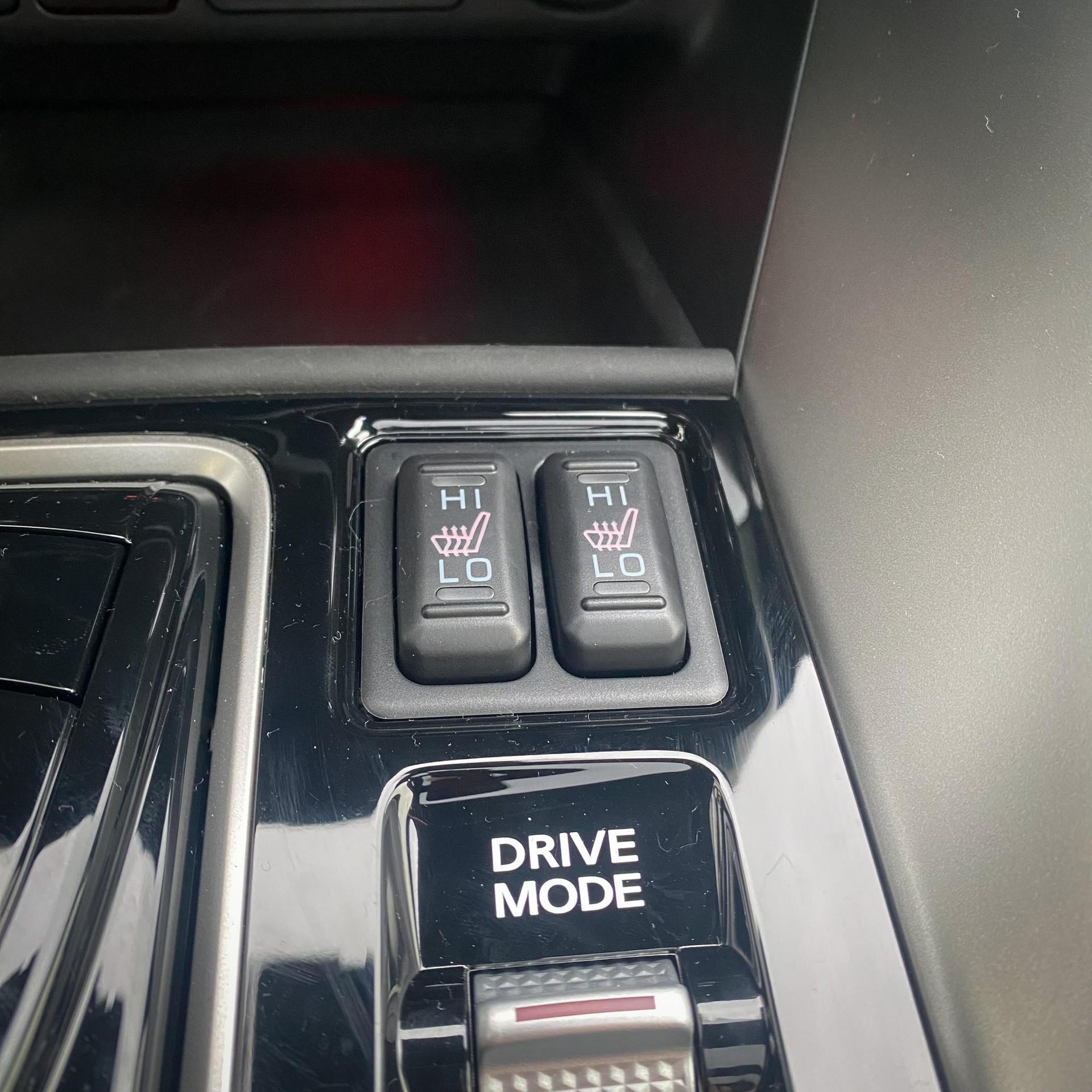 MITSUBISHI Eclipse Cross 2.4 PHEV Instyle+ 4x4-image-11