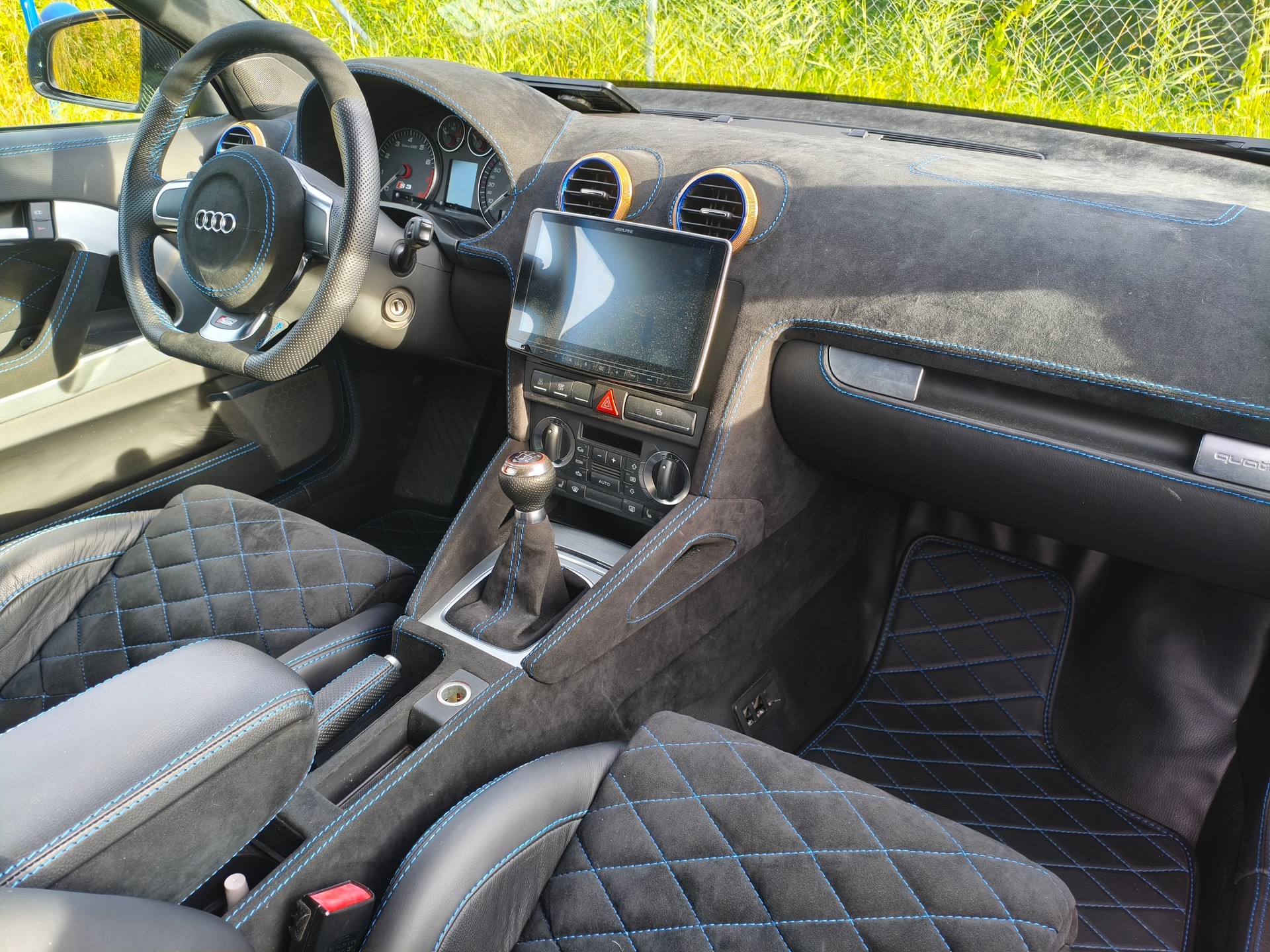 AUDI S3 2.0 Turbo FSI quattro-image-12