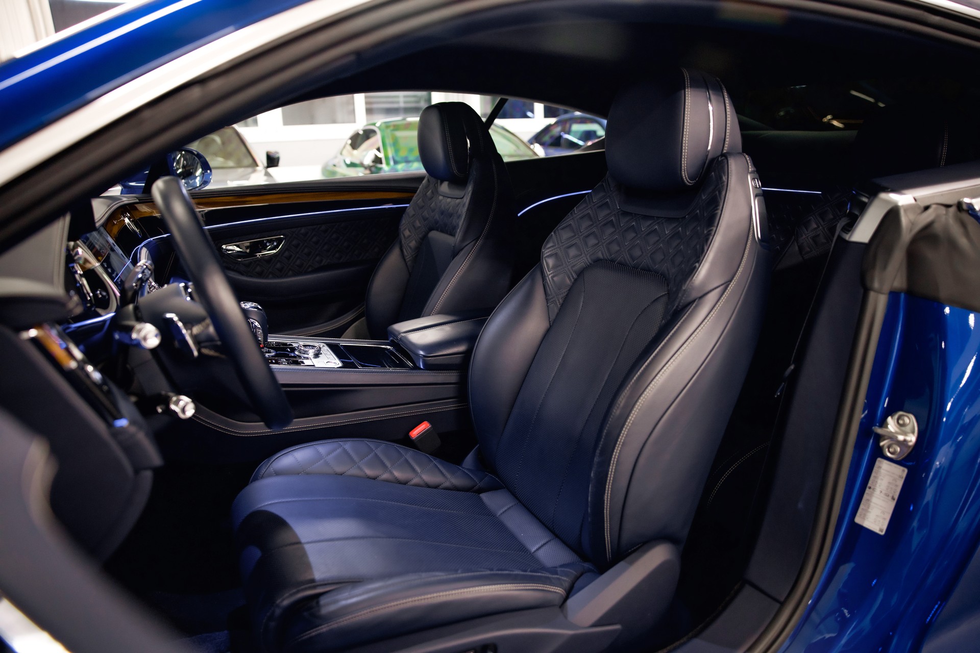 BENTLEY Continental GT 6.0 W12-image-19