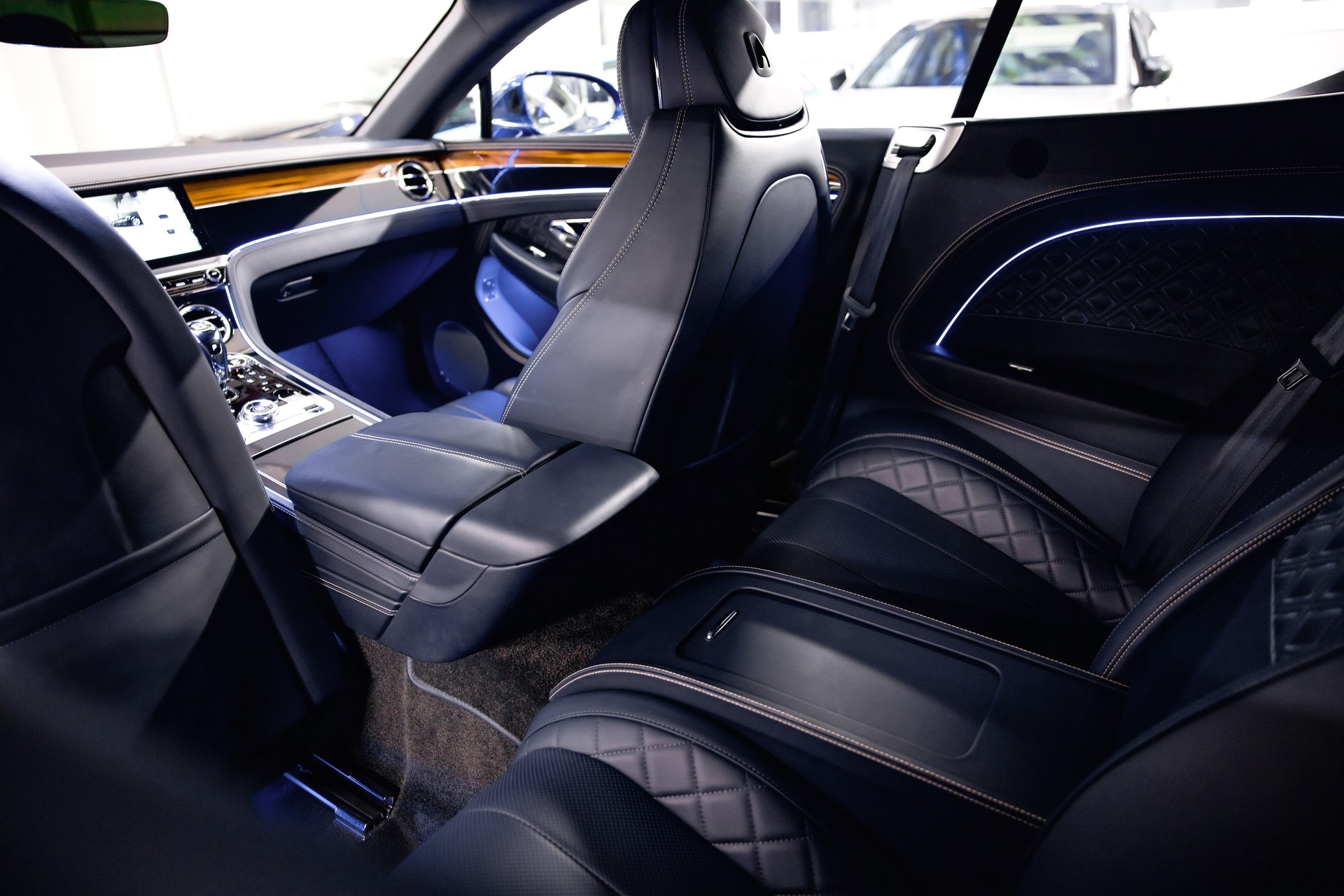 BENTLEY Continental GT 6.0 W12-image-22