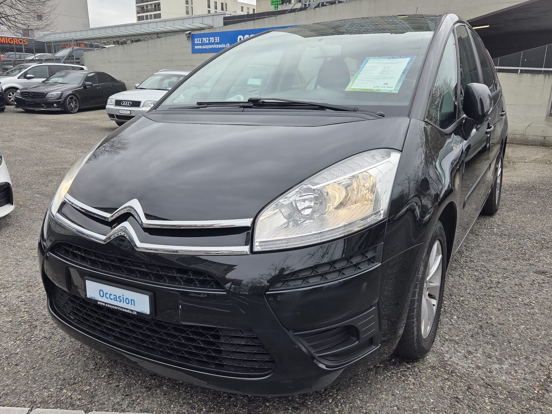 CITROEN Grand C4 Picasso 1.6 HDI 16V Attraction-image-1