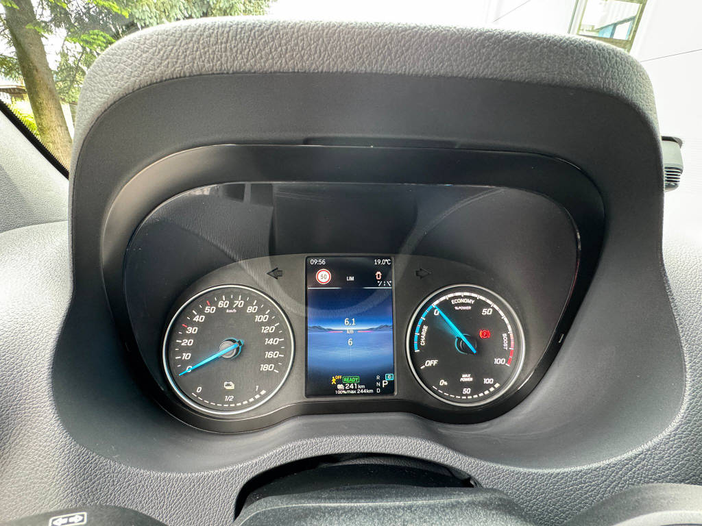 MERCEDES-BENZ eSprinter 320 Kasten Pro Worker 3665 S 81 kWh-image-14