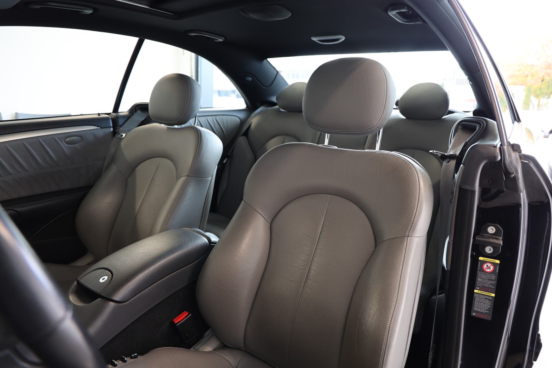 MERCEDES-BENZ CLK 320 CDI Avantgarde *Einmalig* 7G-Tronic-image-6