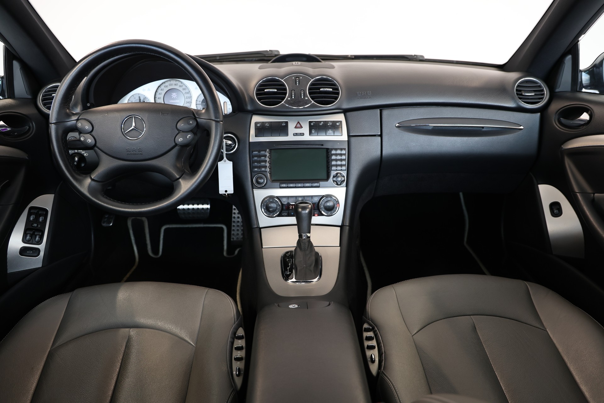 MERCEDES-BENZ CLK 320 CDI Avantgarde *Einmalig* 7G-Tronic-image-8