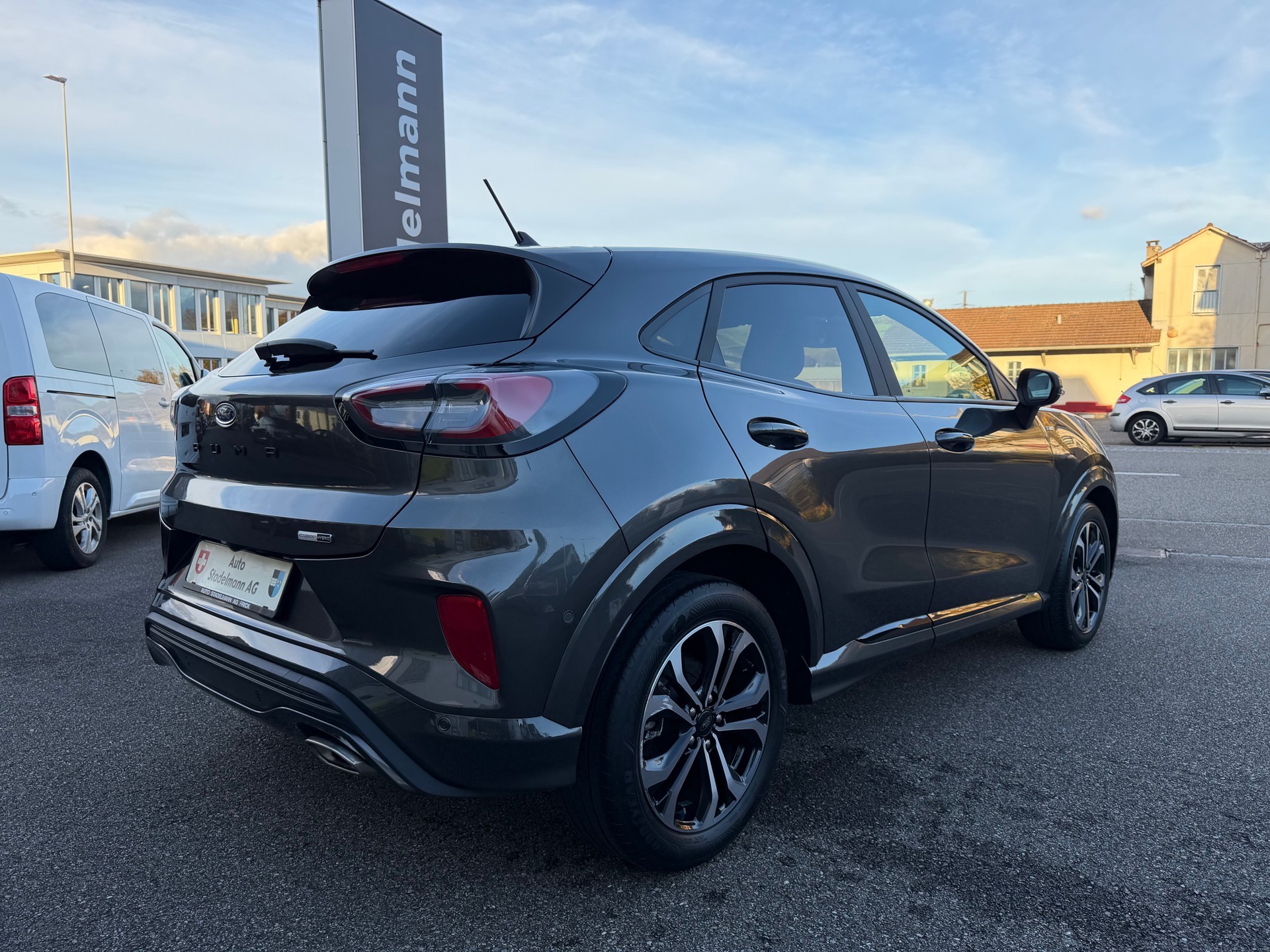 FORD Puma 1.0 EcoB Hybrid 155 ST-Line ***Anhängerkupplung***-showroom-element-3