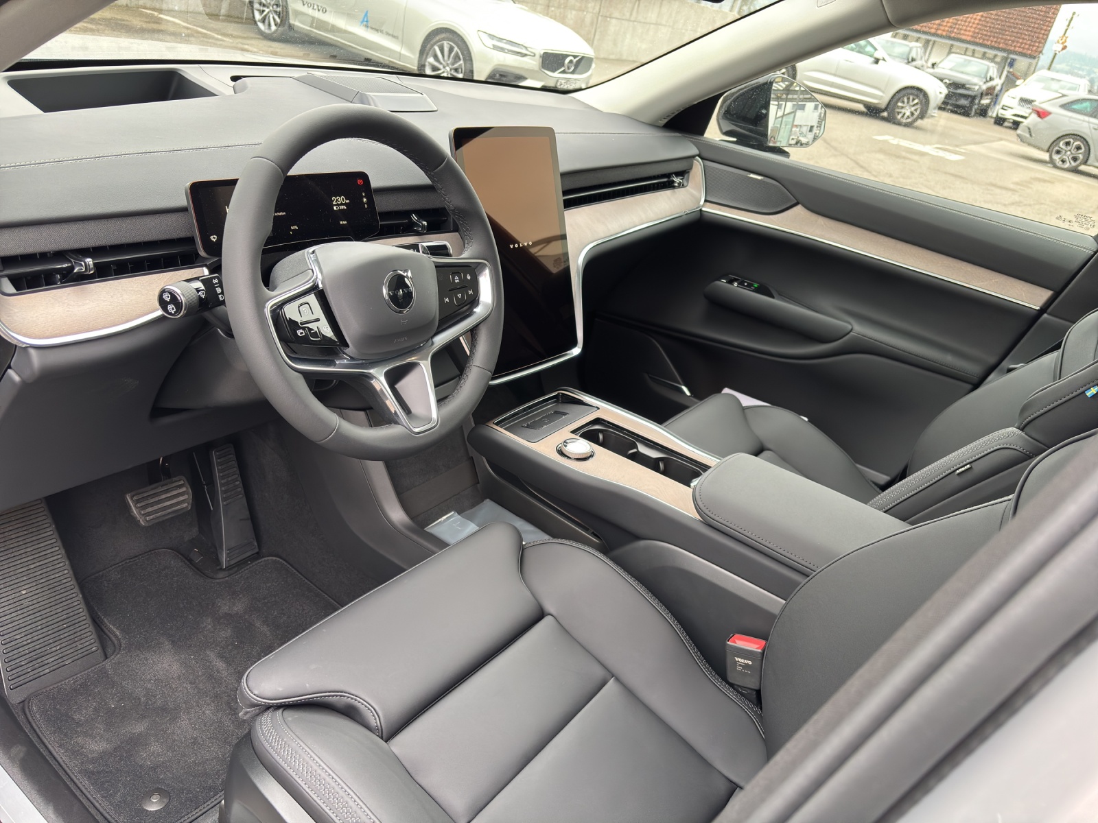 VOLVO EX90 Twin Ultra AWD-image-9