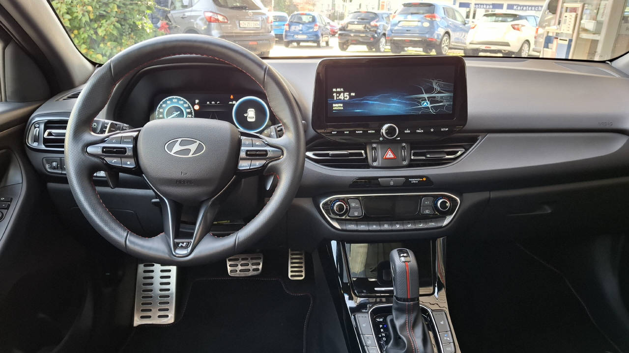HYUNDAI i30 1.5 T-GDi N-Line-image-7