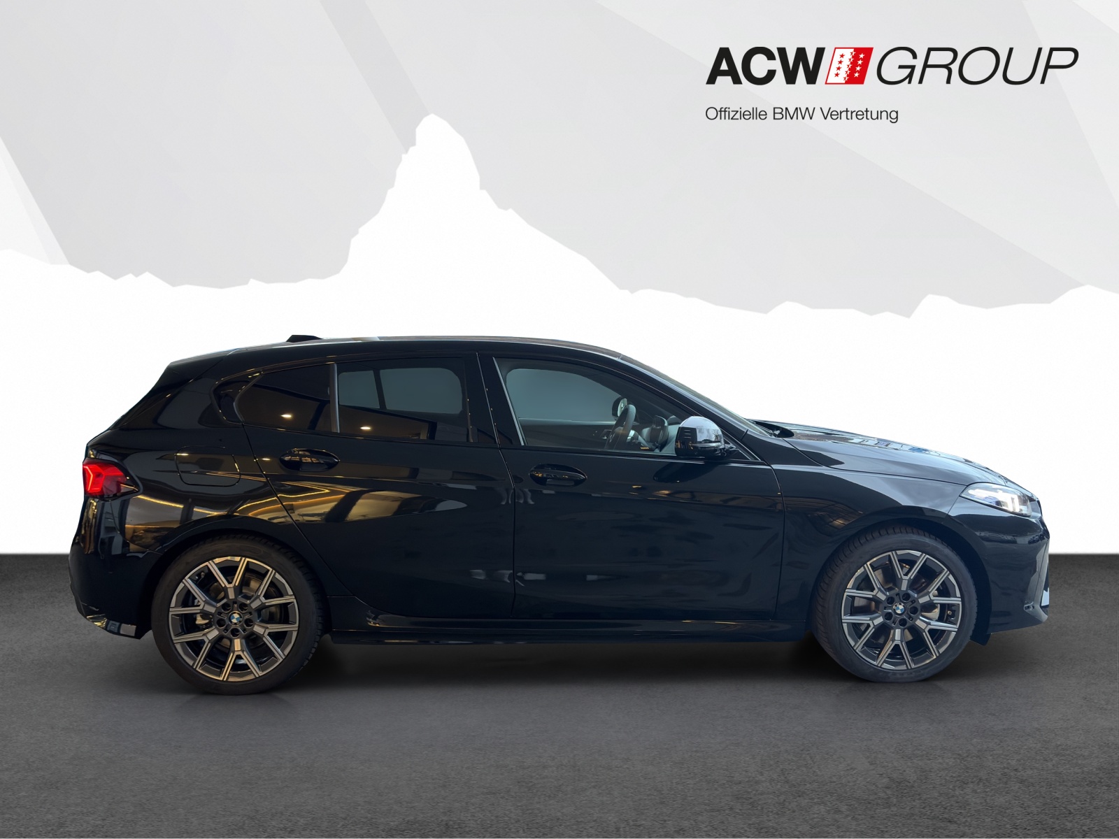 BMW 123 xDrive-image-5