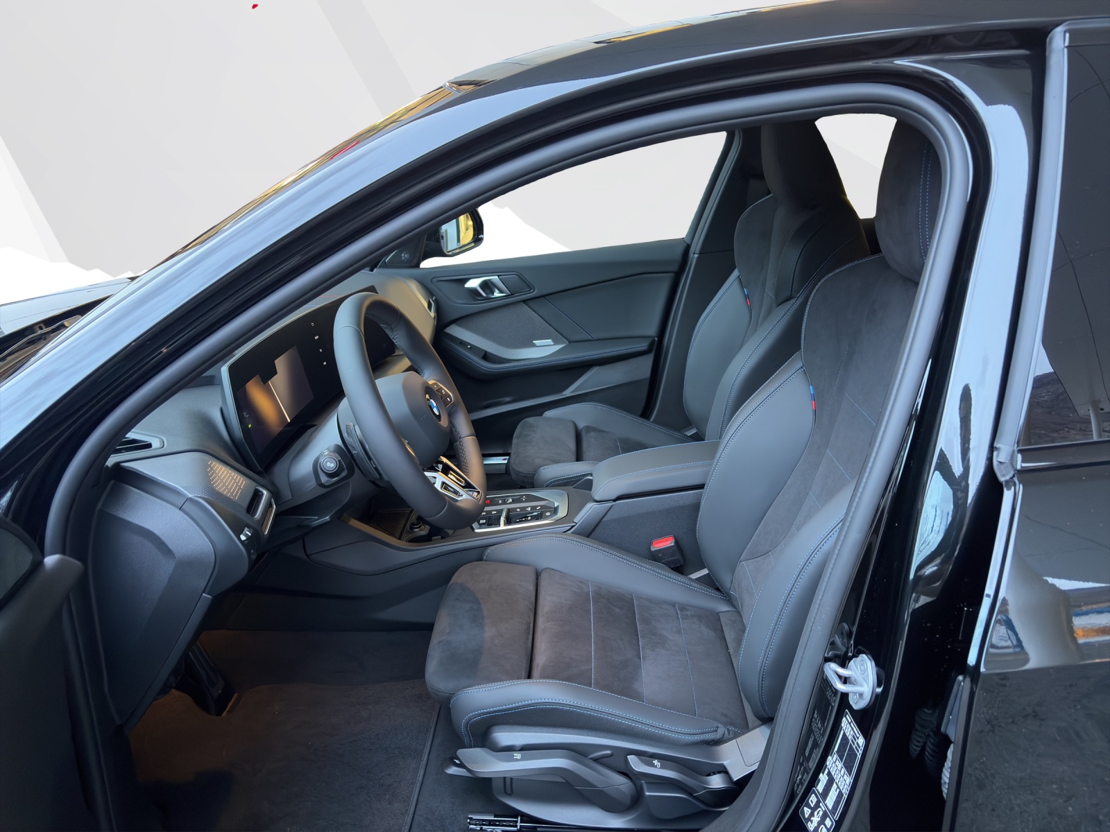 BMW 123 xDrive-image-8