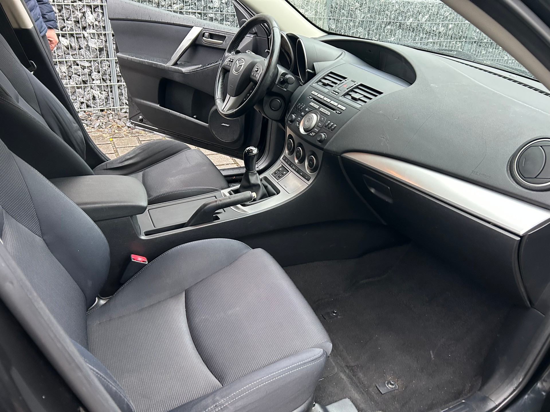 MAZDA 3 2.2 16V CD Sport-image-8