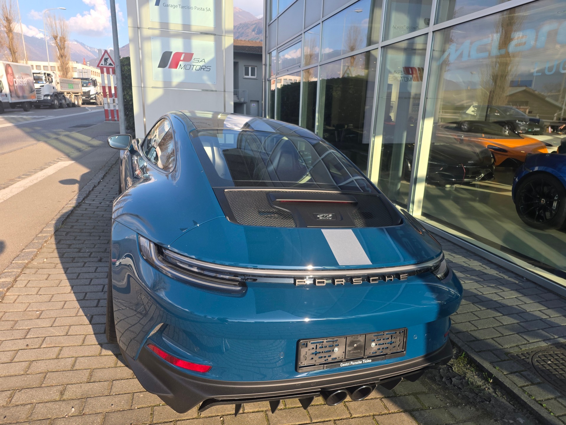 PORSCHE 911 GT3 Touring PDK-image-5