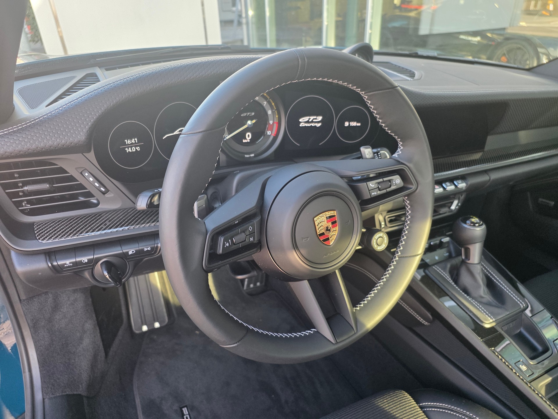PORSCHE 911 GT3 Touring PDK-image-7