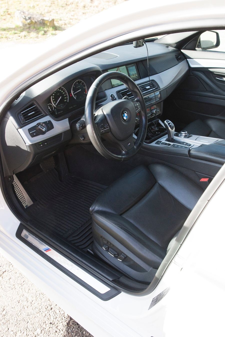 BMW M550d xDrive Touring Steptronic-image-7
