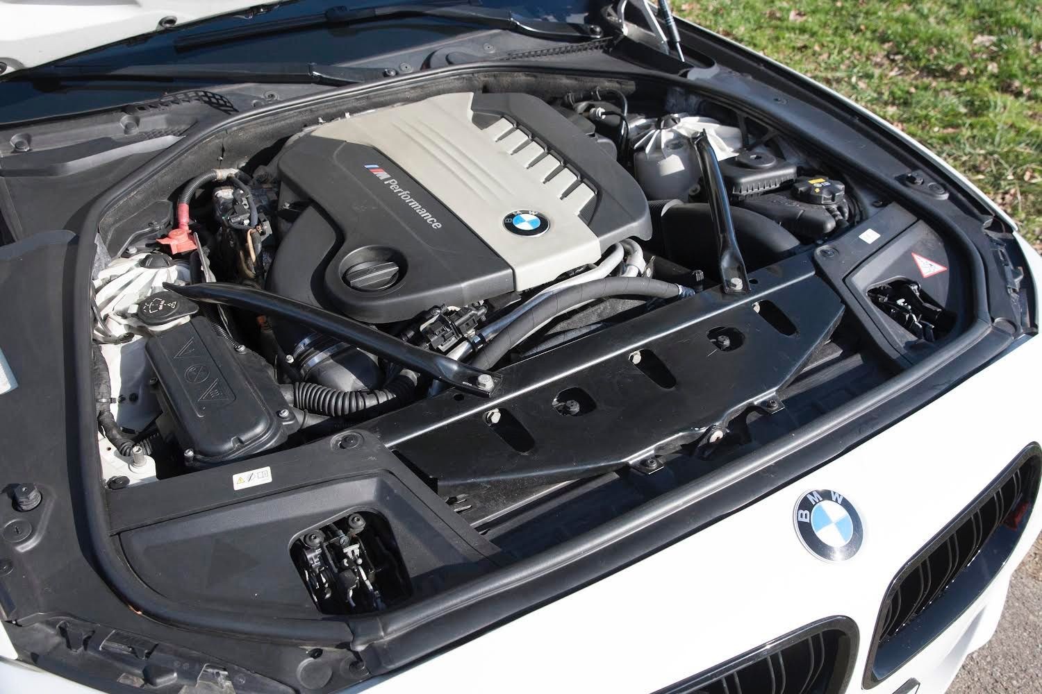 BMW M550d xDrive Touring Steptronic-image-9