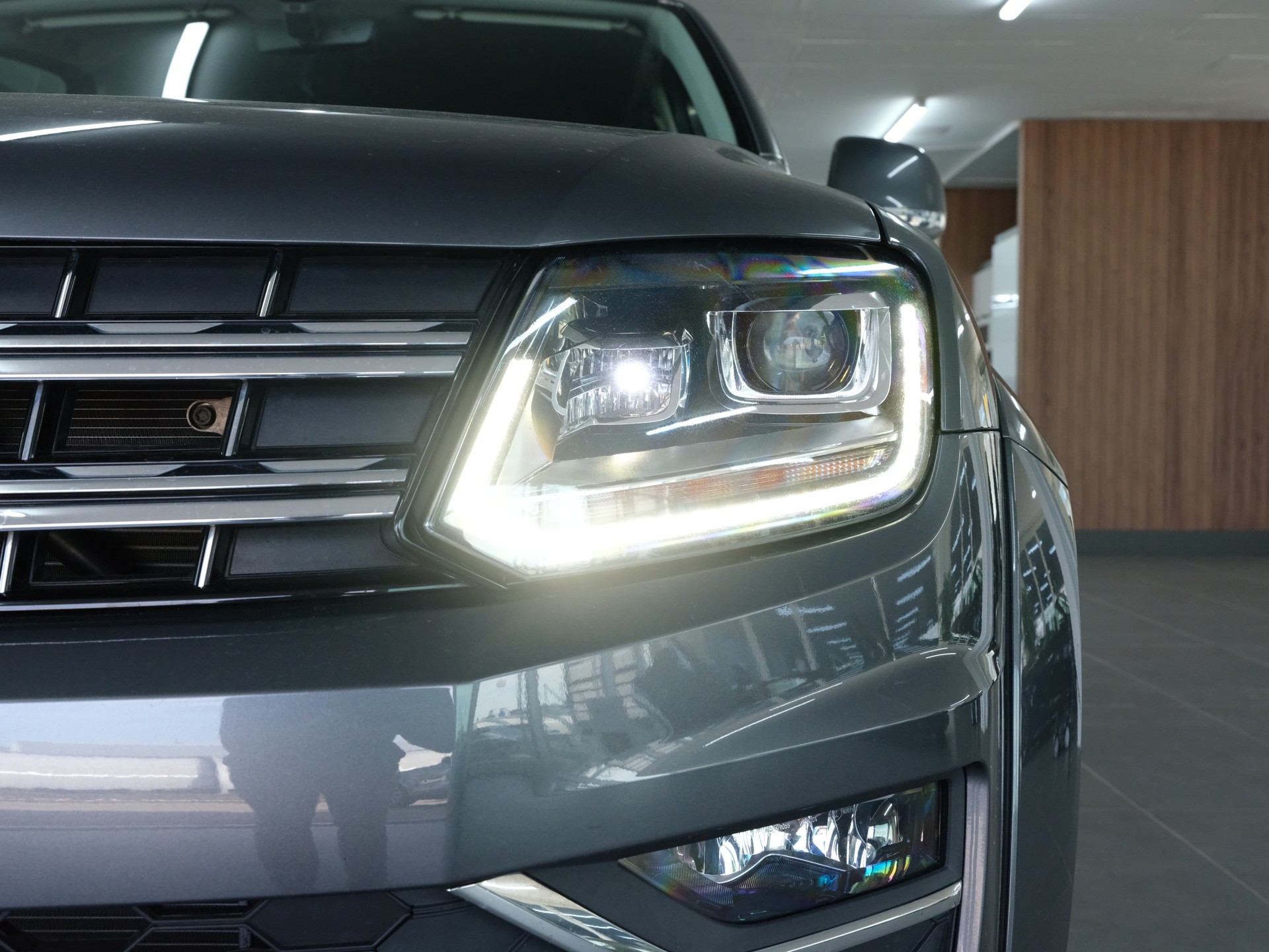 VW Amarok 3.0TDI Highline 4Motion Automatic-image-9