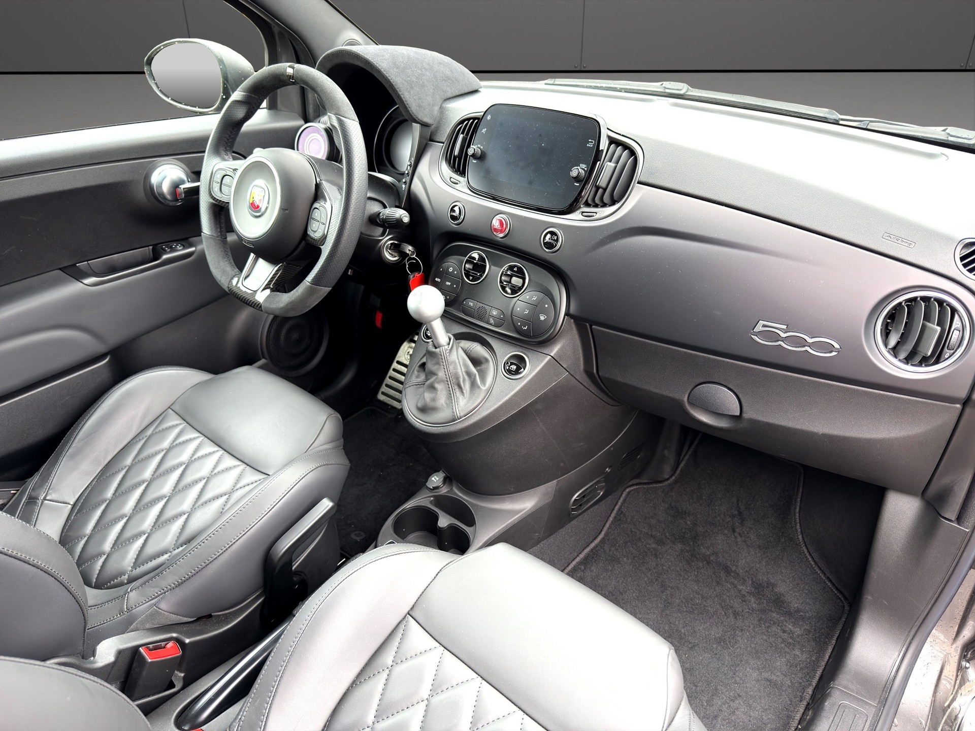 FIAT 695 1.4 16V Turbo Abarth Turismo-image-11