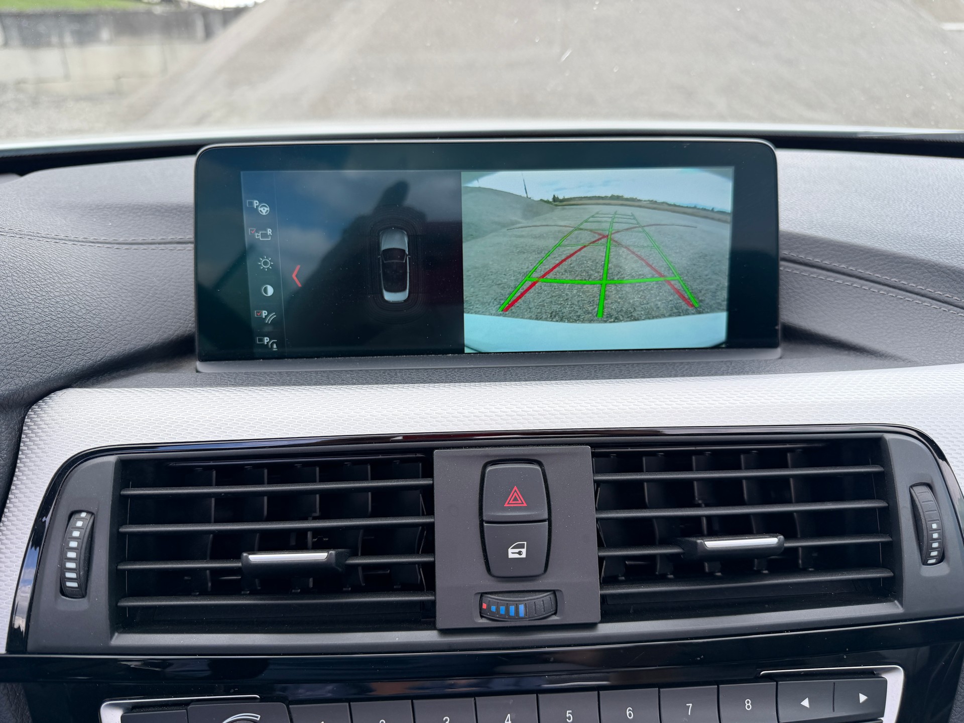 BMW 420i Cabriolet M Sport Steptronic-image-6