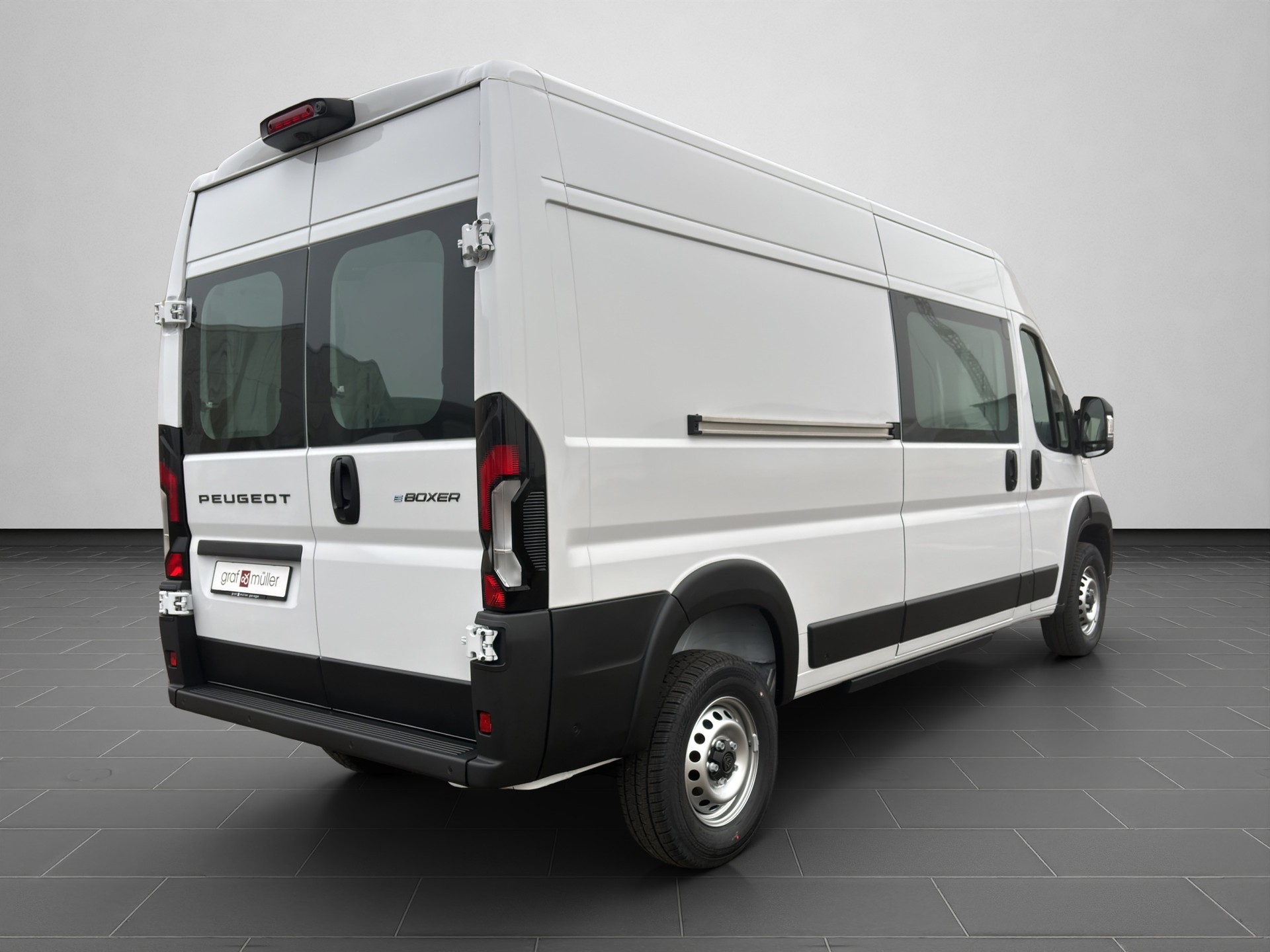 PEUGEOT e-Boxer 280 110kWh 435 L3H2-image-17