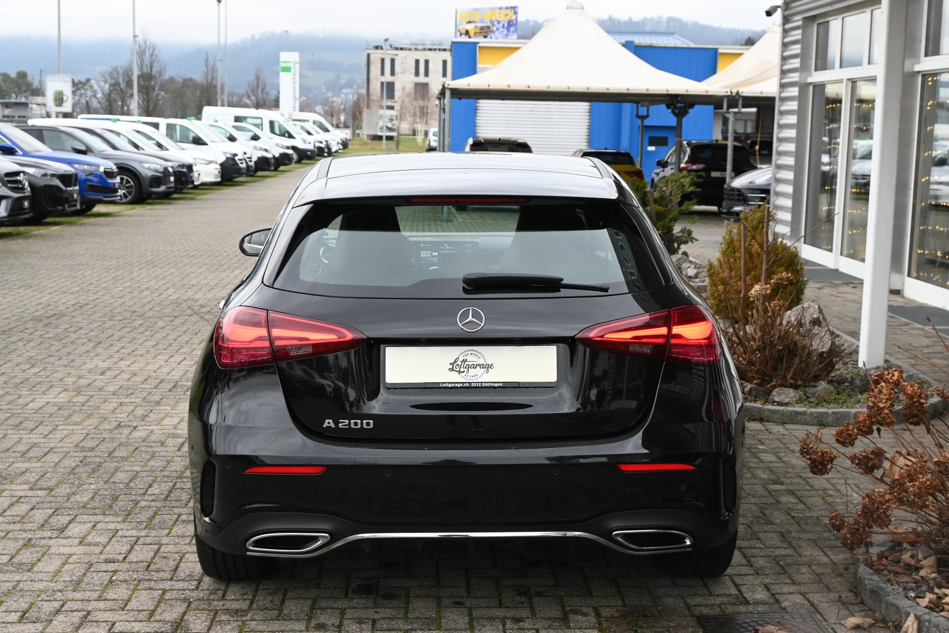 MERCEDES-BENZ A 200 AMG Line 7G-DCT-showroom-element-3