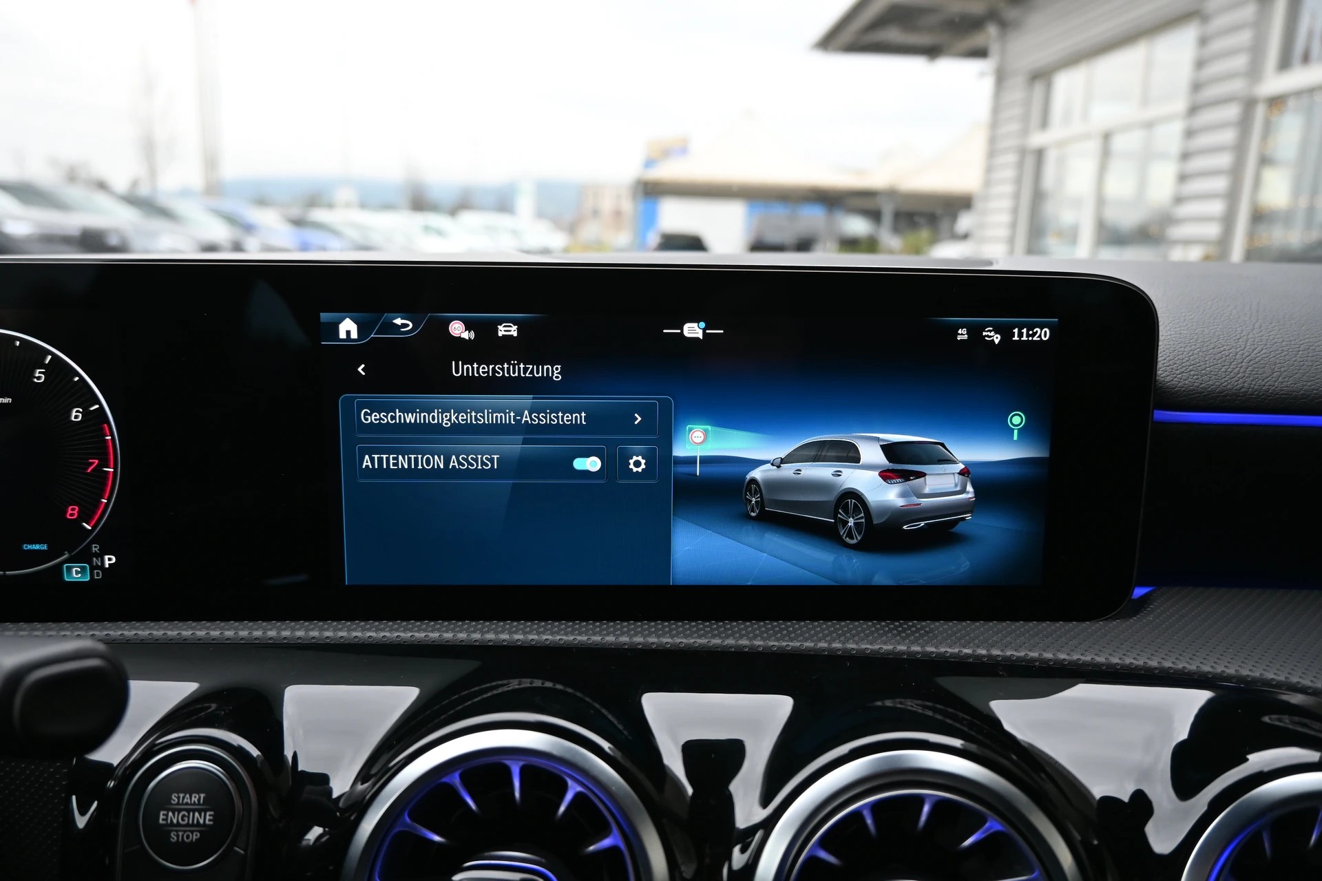 MERCEDES-BENZ A 200 AMG Line 7G-DCT-image-21
