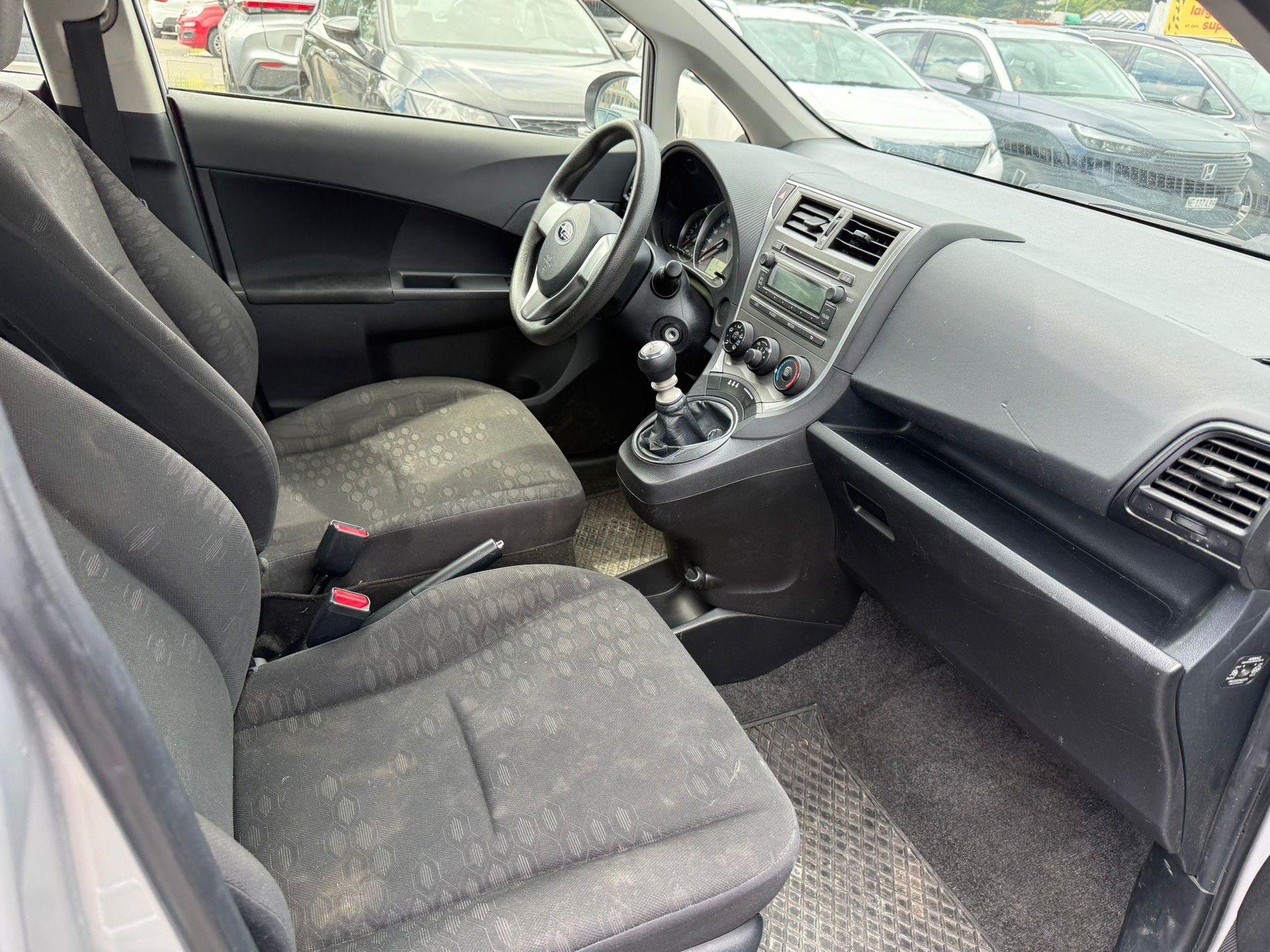 SUBARU Trezia 1.3i Swiss-image-8