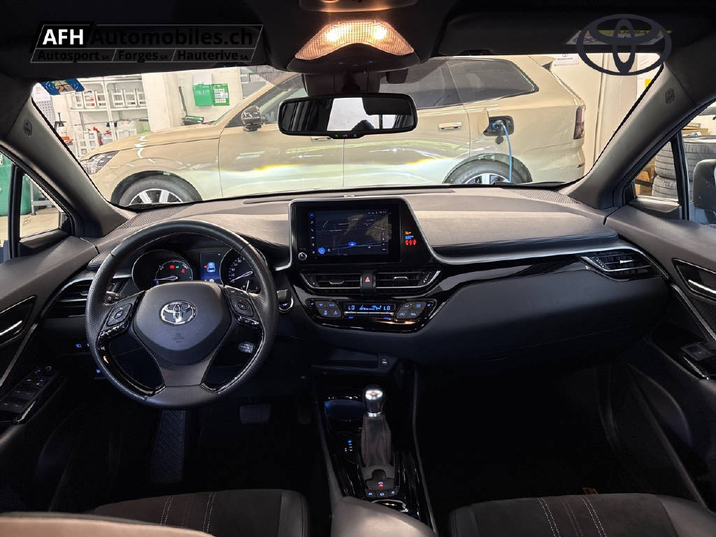TOYOTA C-HR 2.0 HSD CVT GR Sport-image-10