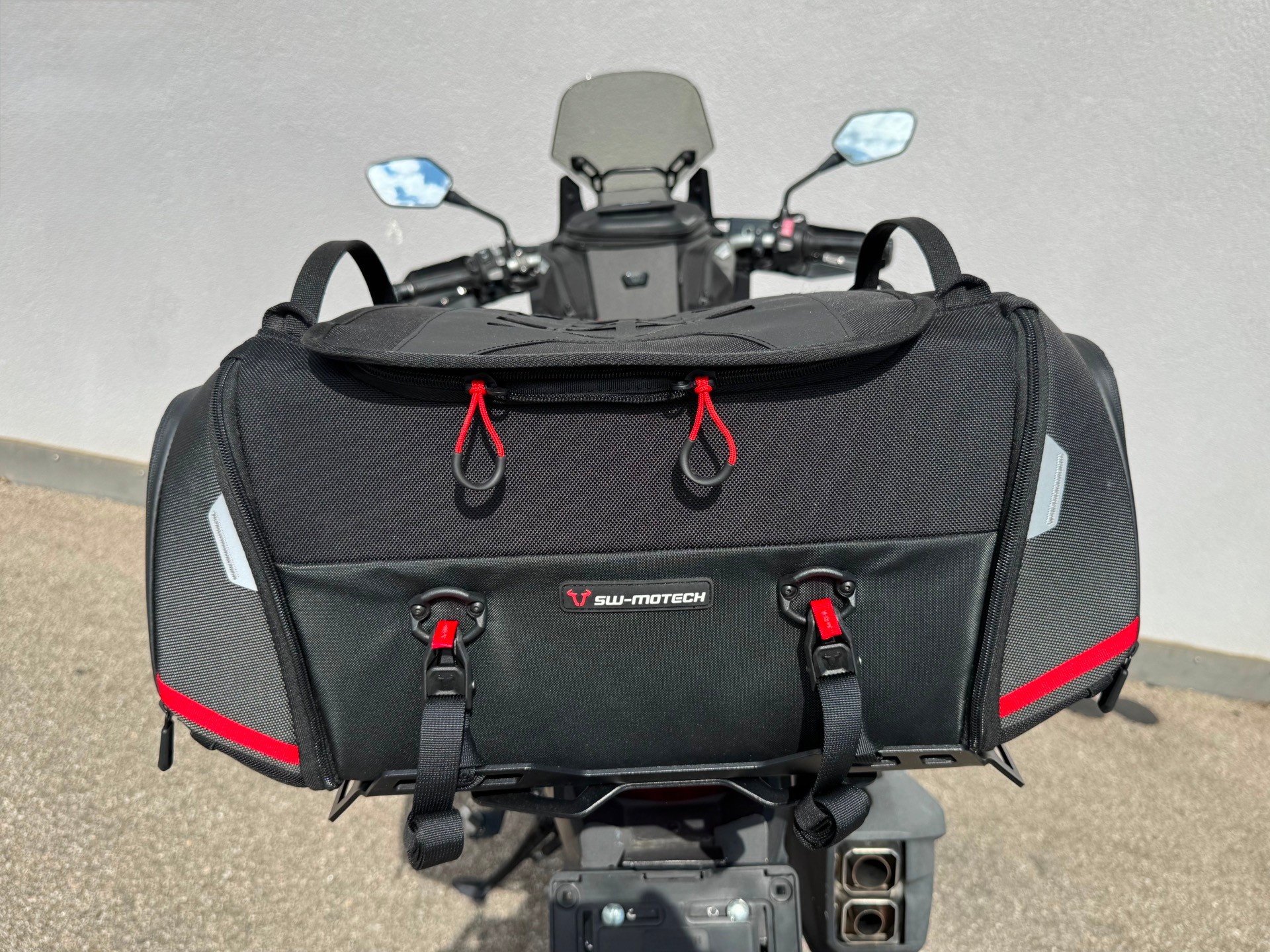 HONDA CRF 1000A Africa Twin-image-10
