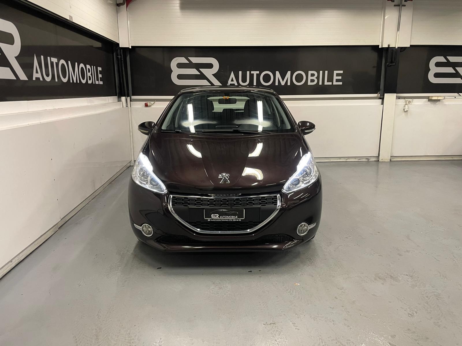 PEUGEOT 208 1.2 VTI Active-image-1