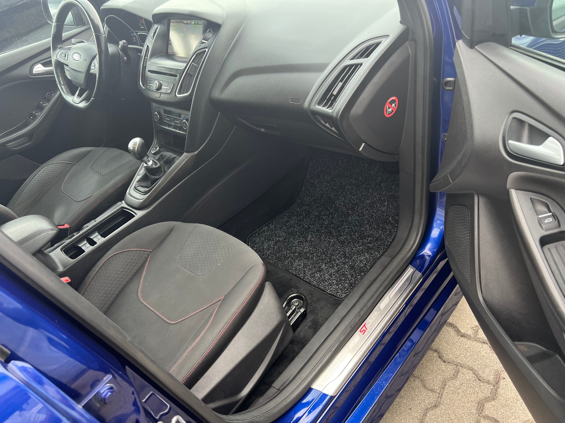 FORD Focus 1.5 SCTi ST Line 182 PS AB MFK-image-8