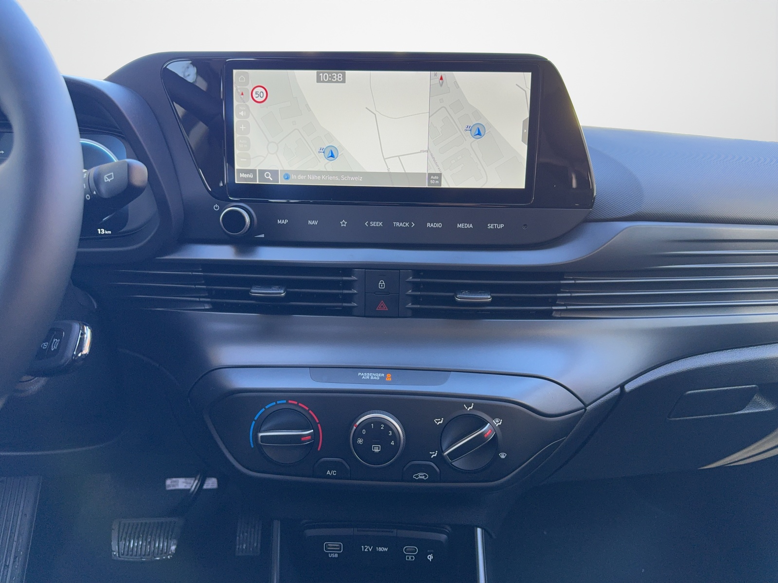 HYUNDAI i20 1.0 T-GDi Amplia Safety Pack-image-6