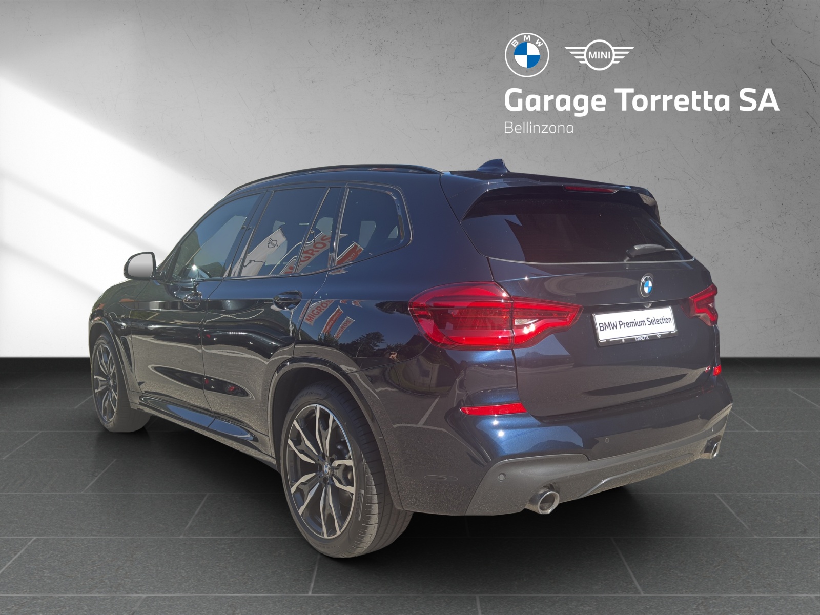 BMW X3 xDrive 48V 30d M Sport Steptronic Individual-showroom-element-2