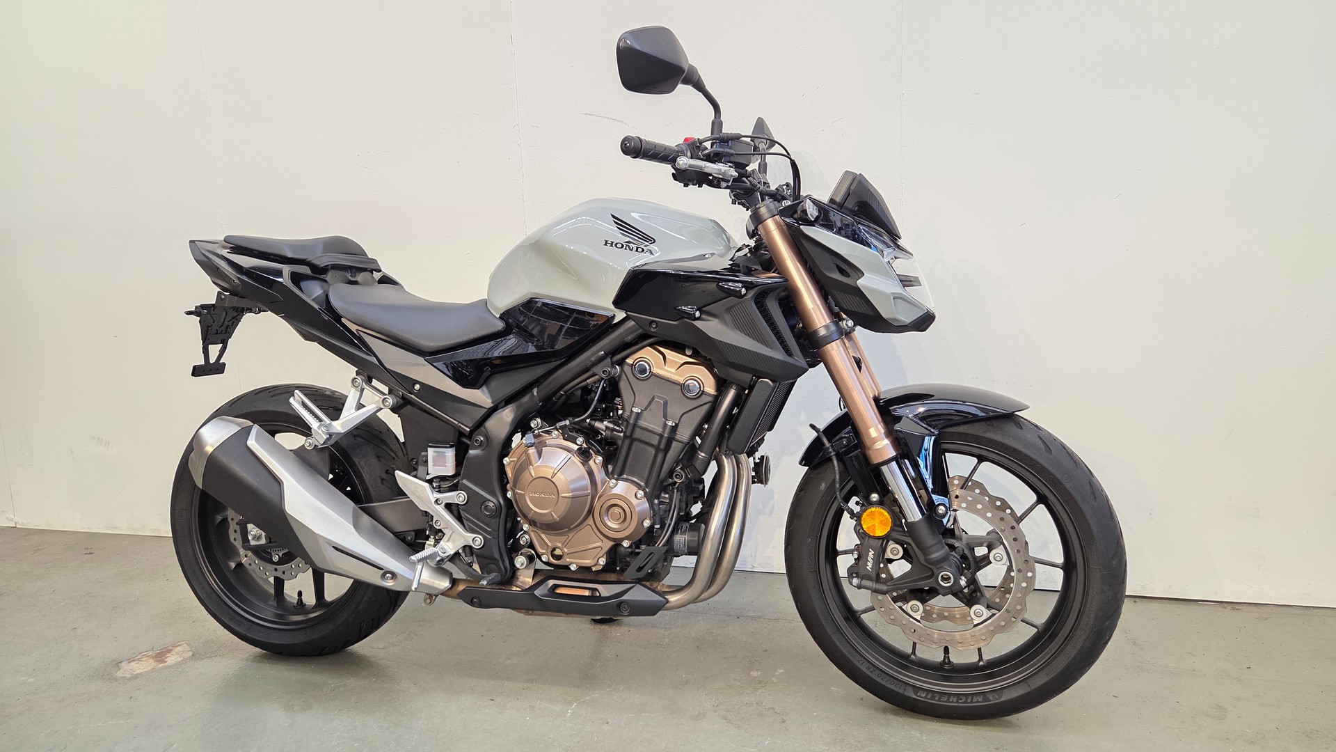 HONDA CB 500 F ABS-image-2