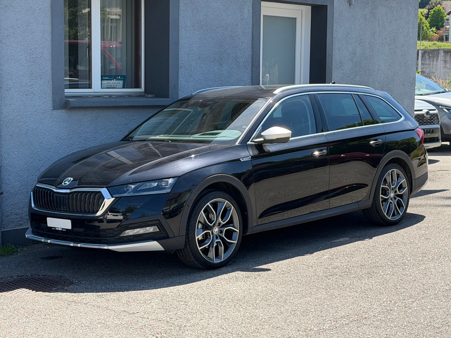 SKODA Octavia Combi 2.0 TDI DSG Scout 4x4